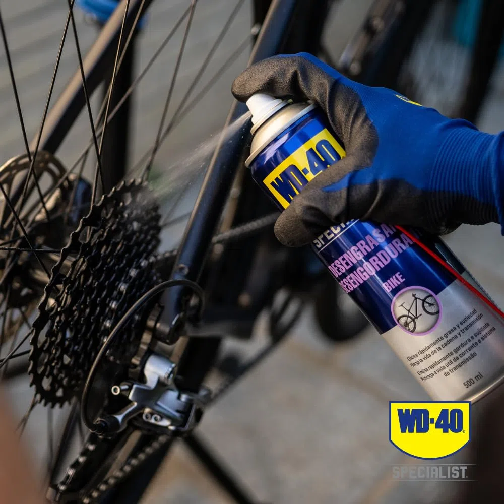 WD-40 Specialist Środek do czyszczenia łańcuchów rowerowych 500 ml – skuteczny środek do czyszczenia łańcuchów rowerowych do usuwania brudu, rdzy i osadów ze wszystkich typów rowerów, spowalnia