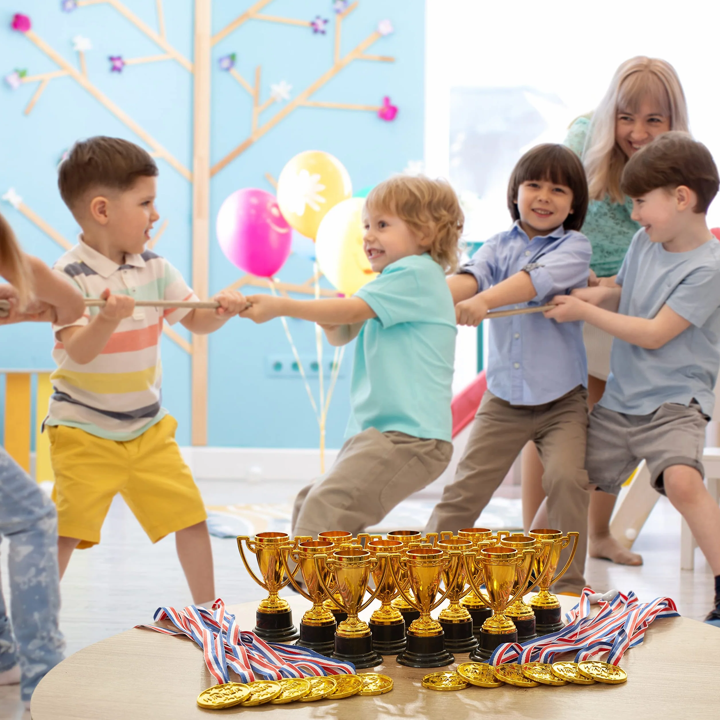 THE TWIDDLERS 24 monety trofea medale przyjęcie urodzinowe dzieci sport szkolny turniej Halloween