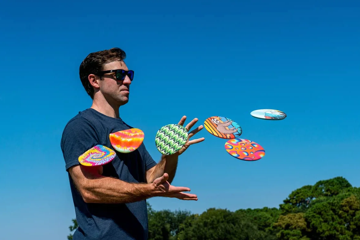 Waboba Wingman Die Frisbeescheibe, idealna dla dzieci i dorosłych, model 150 x 150 x 15 mm, rzędy dłoni