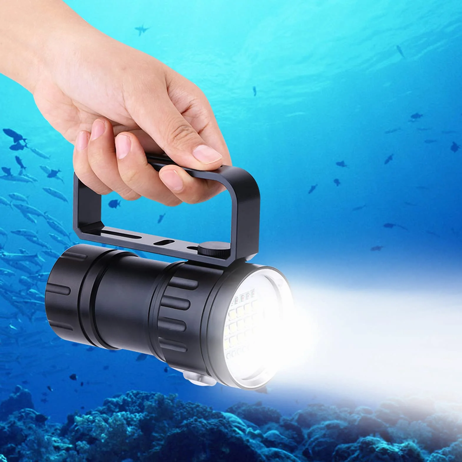 Latarka Nurkowa IPX8 18000lm LED 300-500m 3 Tryby