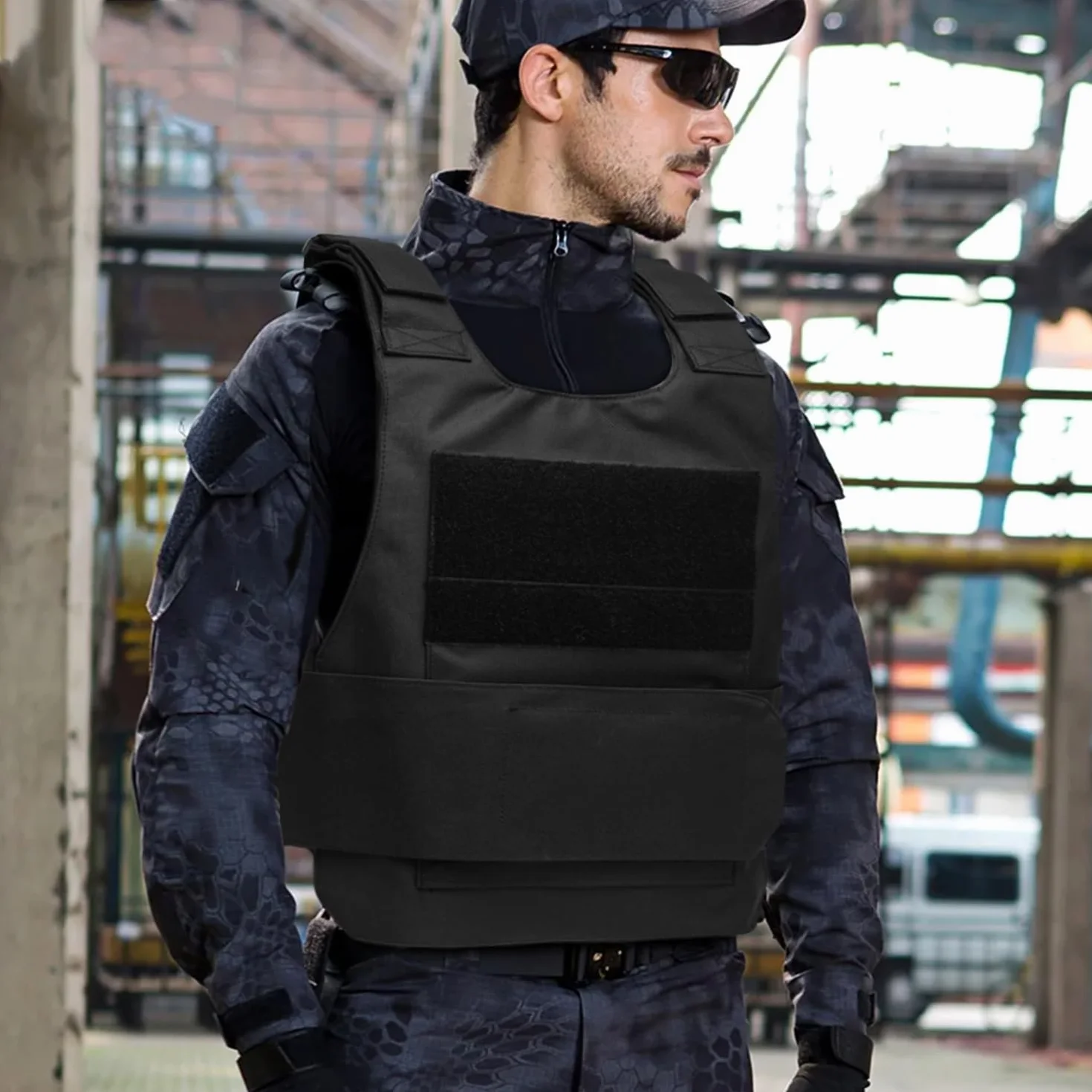 Favuit Kamizelka taktyczna, czarna, Airsoft Paintball, kamizelka regulowana, ochrona piersi, kamizelka sportowa, akcesoria taktyczne, na polowanie, wędkowanie, kemping, airsoft, paintball