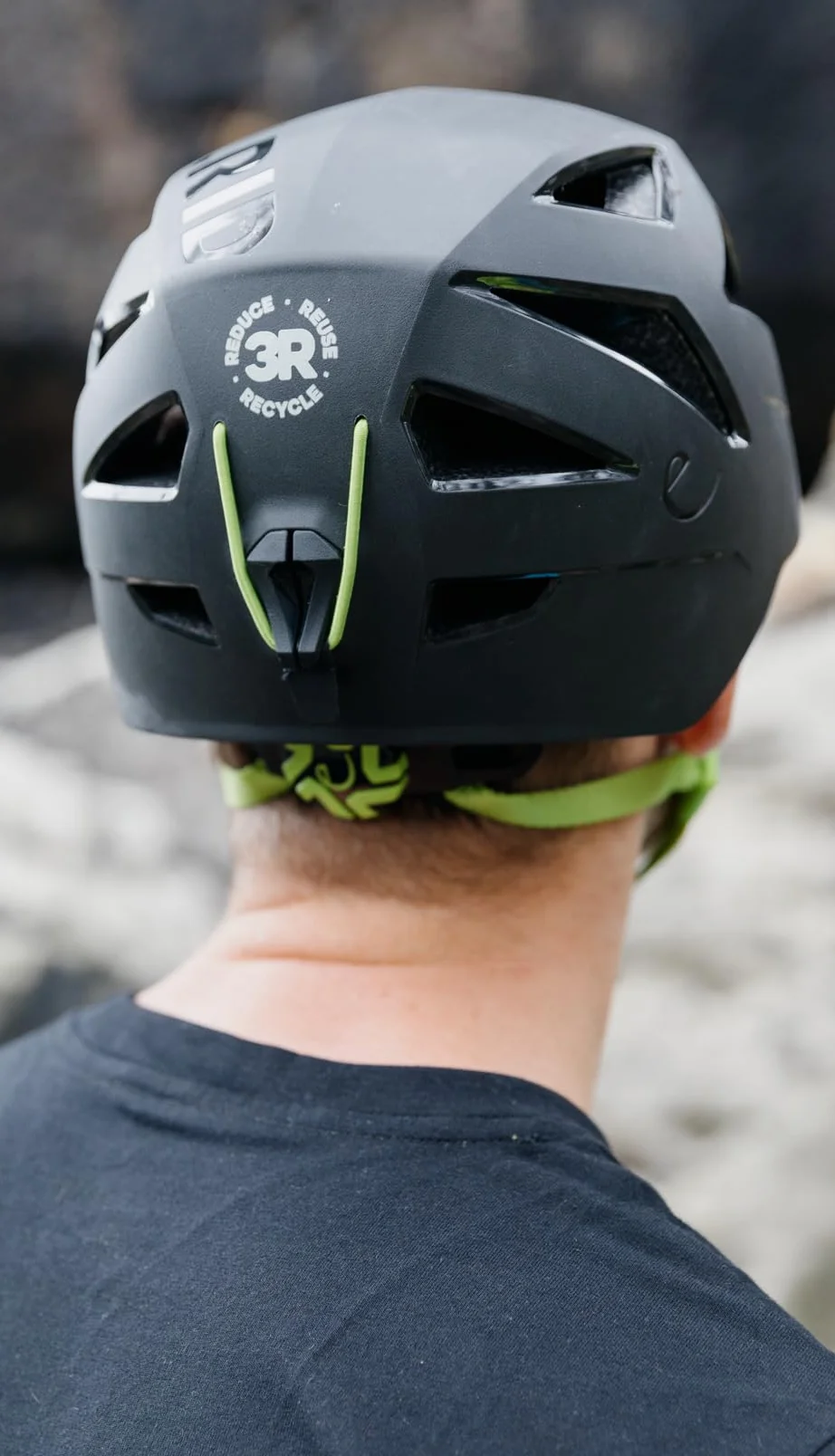 Edelrid Kask wspinaczkowy Zodiac 3R – rozmiar 55-61 cm (skorupa zewnętrzna z lin wspinaczkowych z recyklingu)
