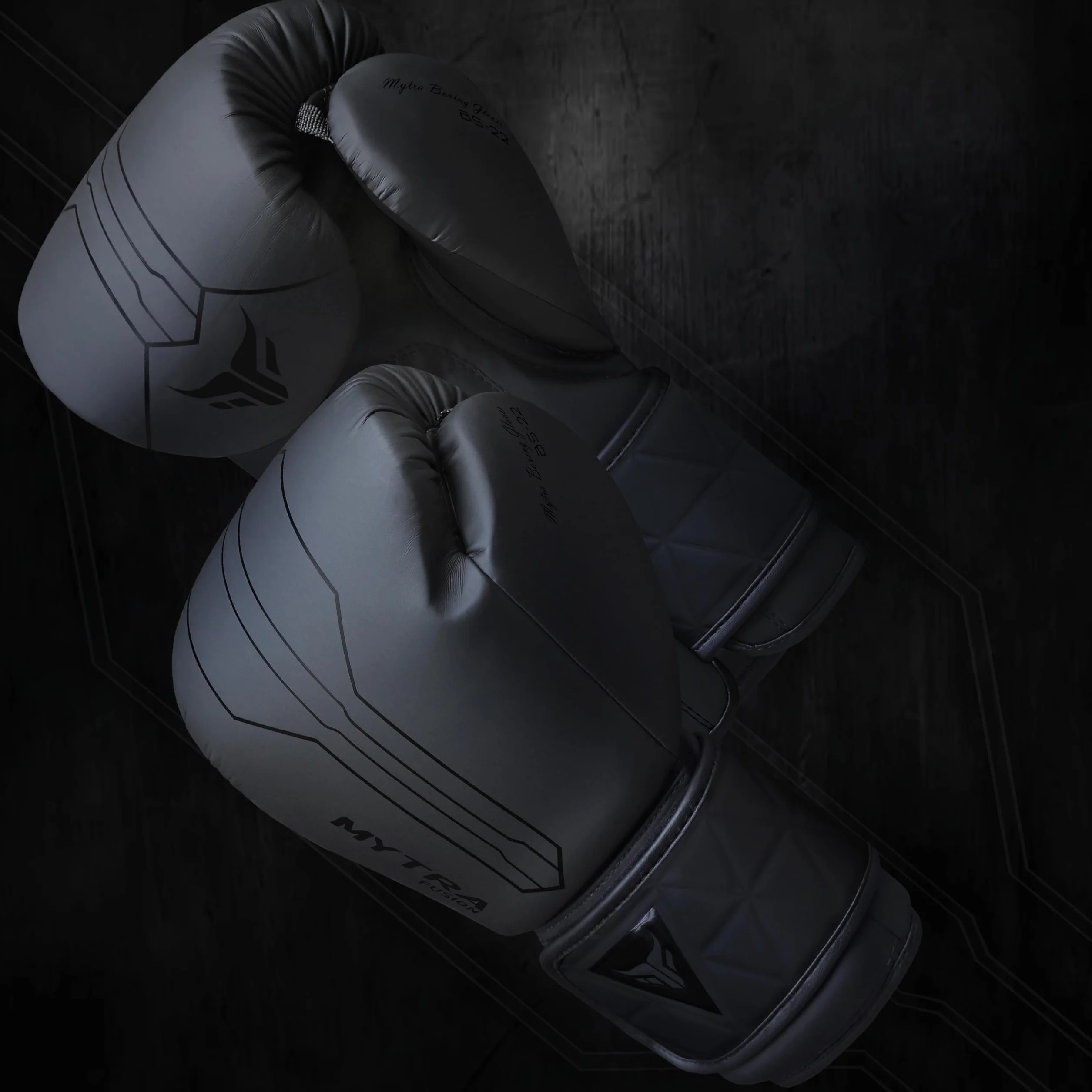 Mytra Fusion rękawice bokserskie w zestawie z bezpłatnymi owijkami na dłonie, rękawice treningowe do muay thai, rękawice do kickboxingu dla mężczyzn i kobiet