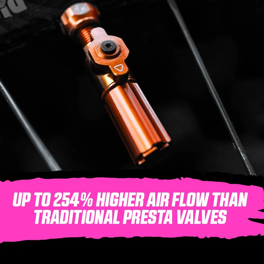 Muc-Off Big Bore Hybrid Zawory Tubeless, Opalizujące, 35 mm - Wentyl Bezdętkowy z Precyzyjną Rewolucyjną Technologią Przepływu Powietrza - Wentyl Rowerowy do Rowerów MTB, Szosowych, Gravelowych