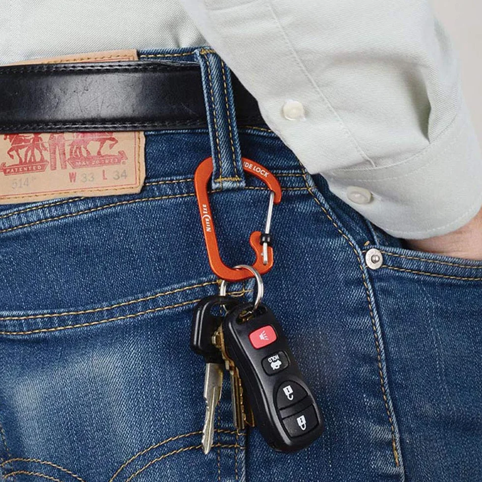 Nite Ize Size-3 S-Biner SlideLock Carabiner, Locking Carabiner Key Chain, Aluminum, Red