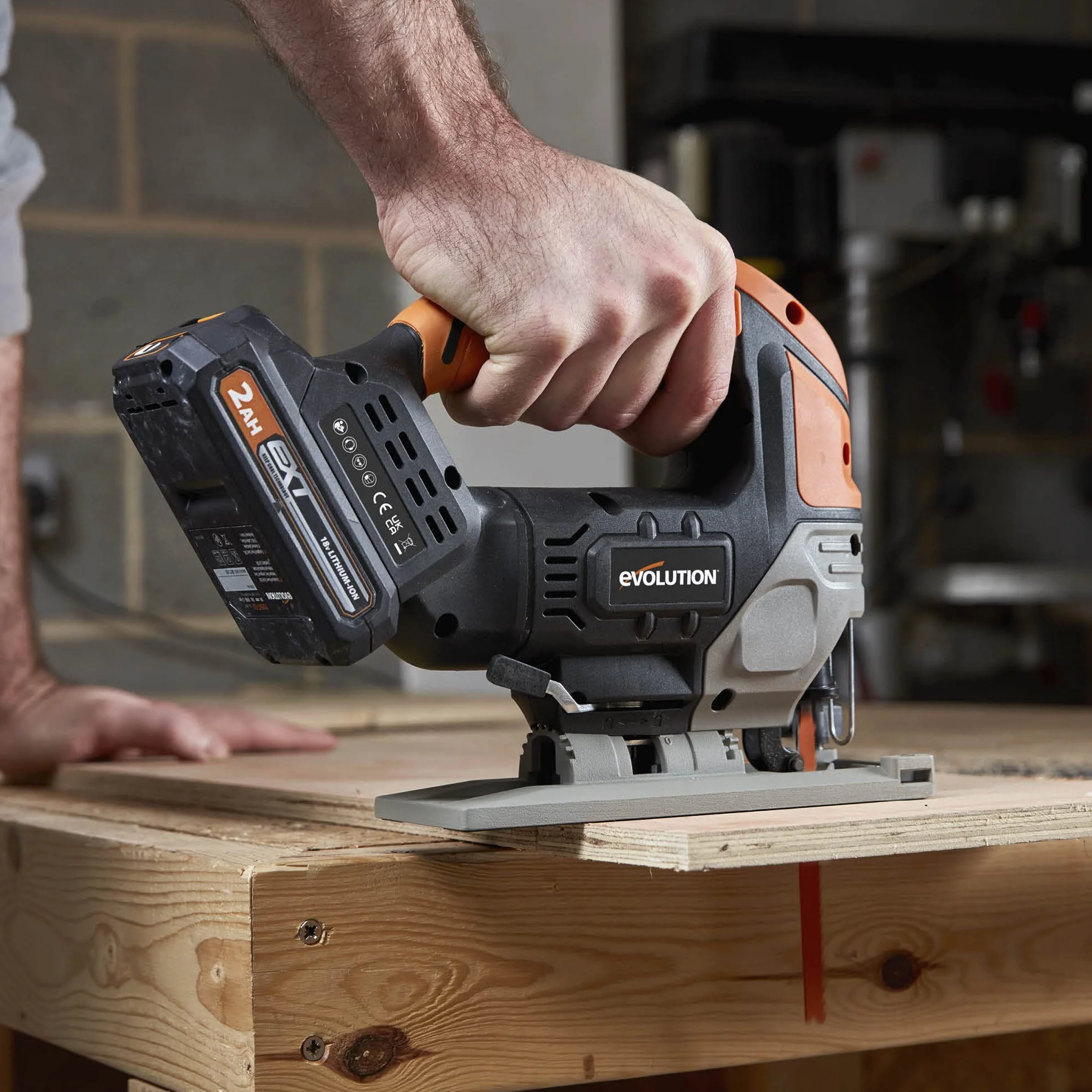 Evolution Power Tools Bezprzewodowa wyrzynarka R90JGS-Li z 5 tarczami