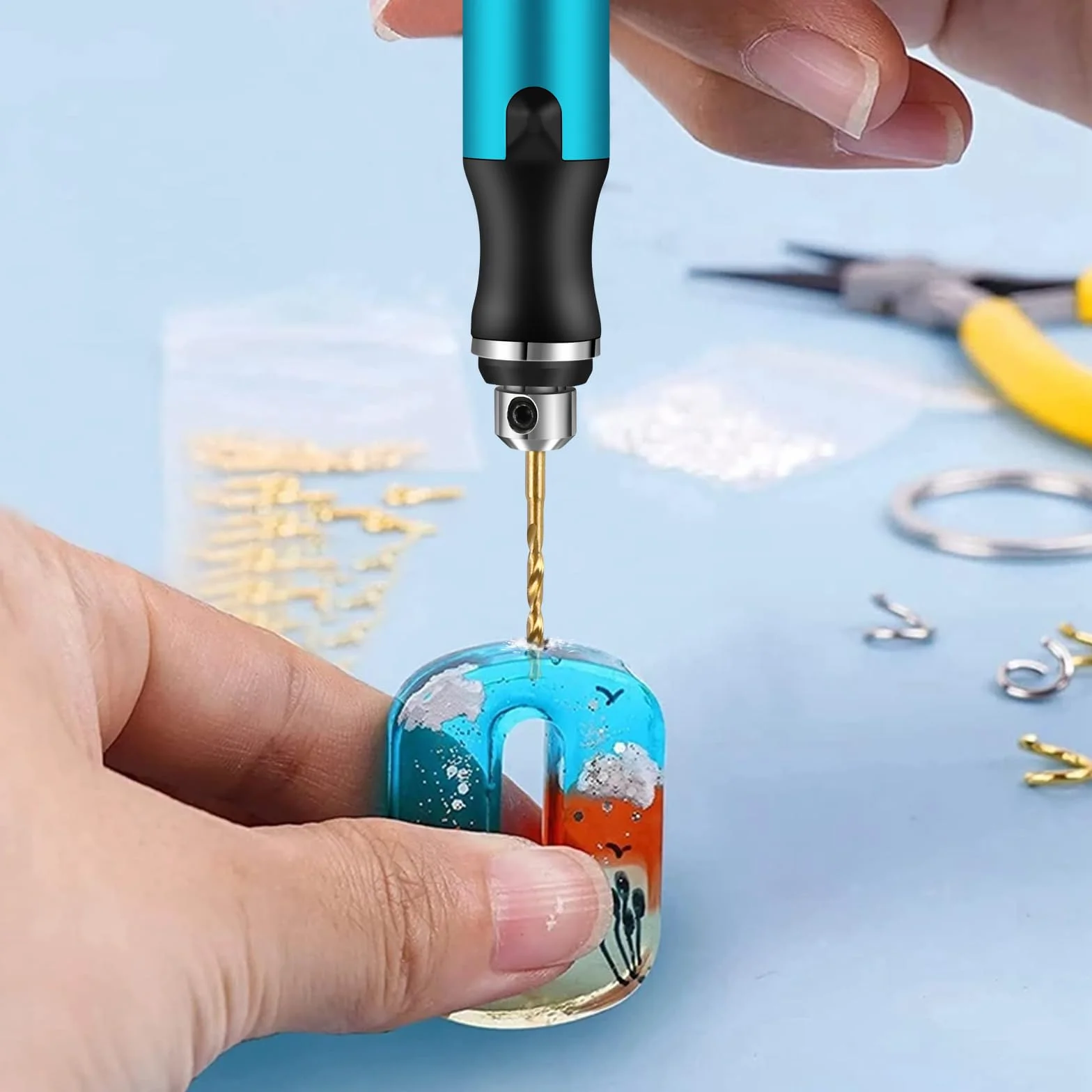 Comius Sharp 3-biegowa mini wiertarka elektryczna bezprzewodowa USB z 10 wiertłami spiralnymi 0,6-2,2 mm do biżuterii
