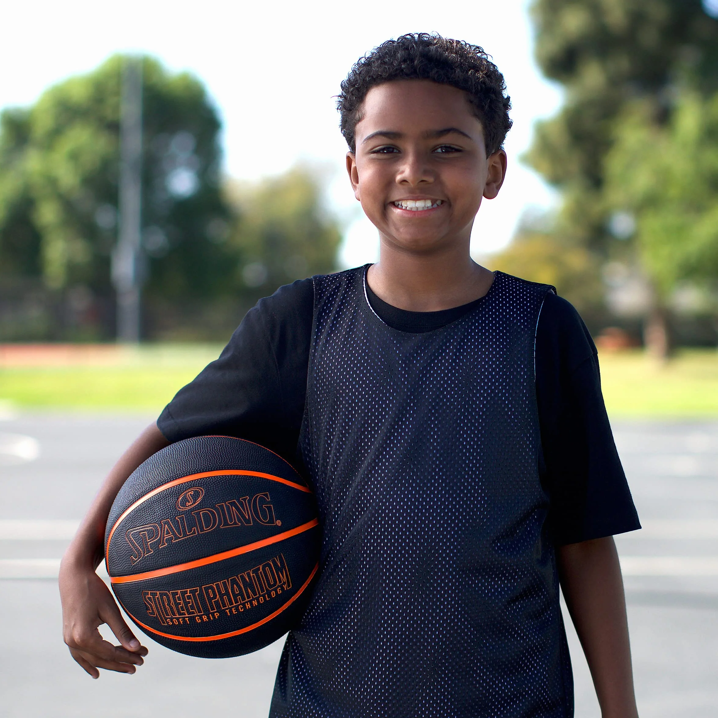 Spalding Street Phantom Outdoor Basketball 29,5