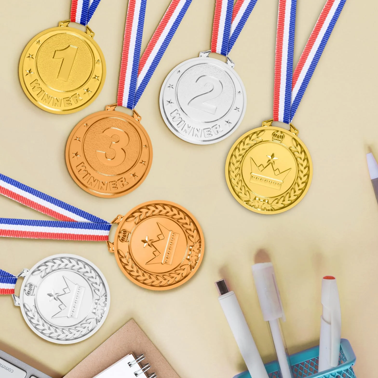 45 sztuk medali dla dzieci, medale z tworzywa sztucznego z łańcuszkiem, medale zwycięzcy, konkursy szkolne, złote medale zwycięzców dla dorosłych, konkursy na światowe festiwale muzyczne, sport