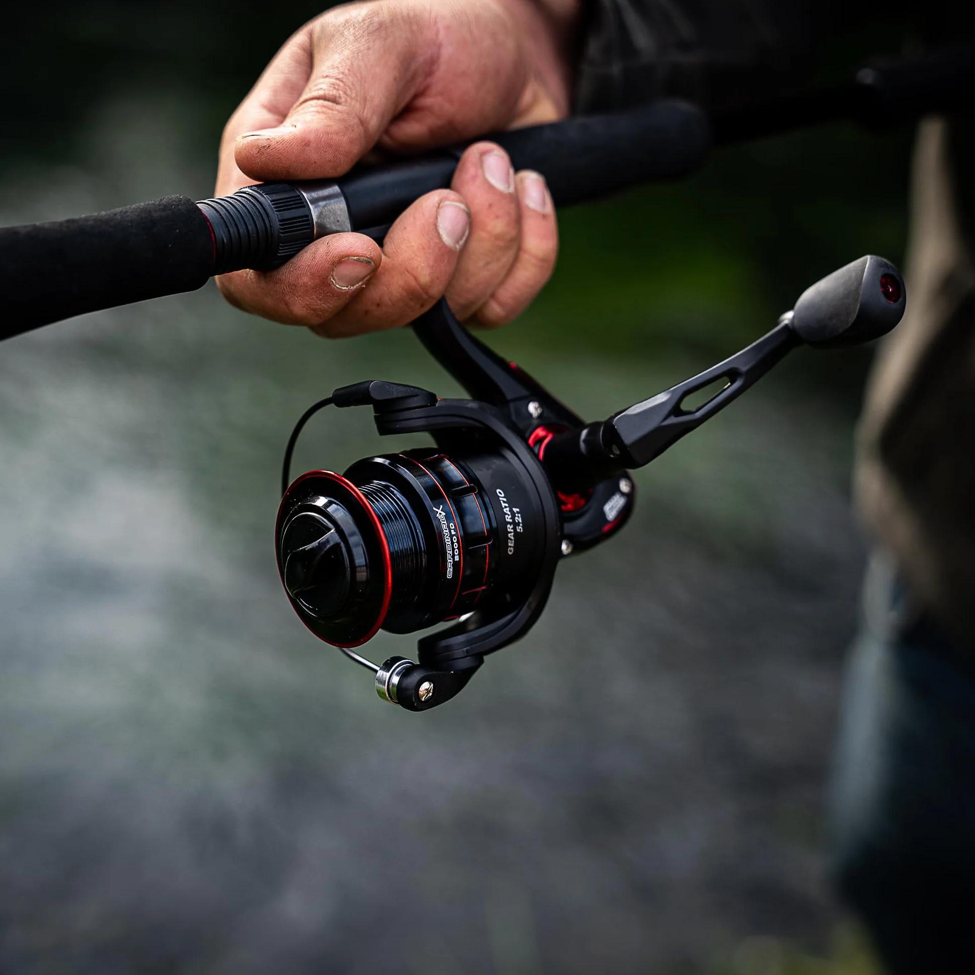Abu Garcia Uniseks Cardinal X 3000Fd 1548586 Kołowrotek Wędkarski, Czarny/Czerwony, 3000