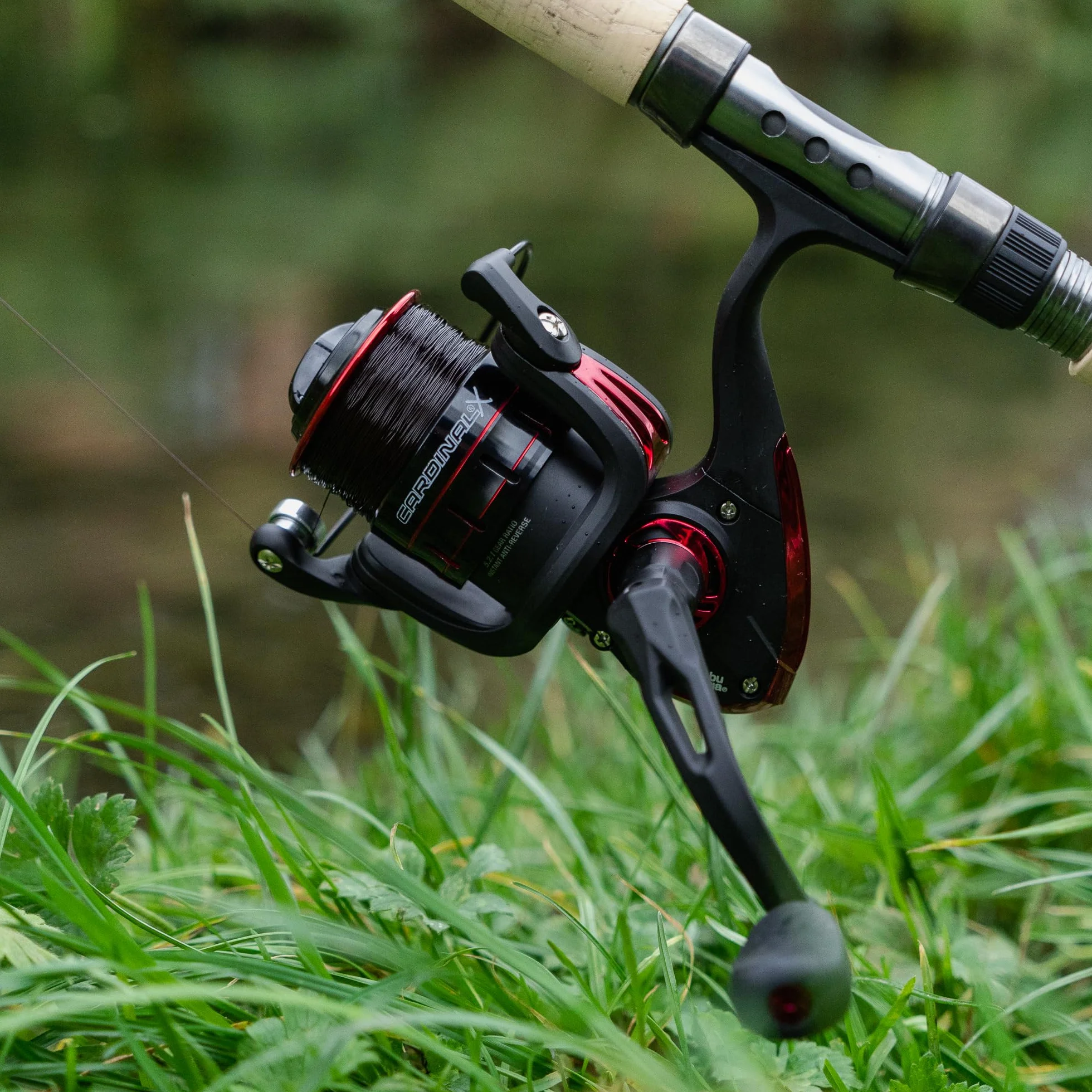 Abu Garcia Uniseks Cardinal X 3000Fd 1548586 Kołowrotek Wędkarski, Czarny/Czerwony, 3000