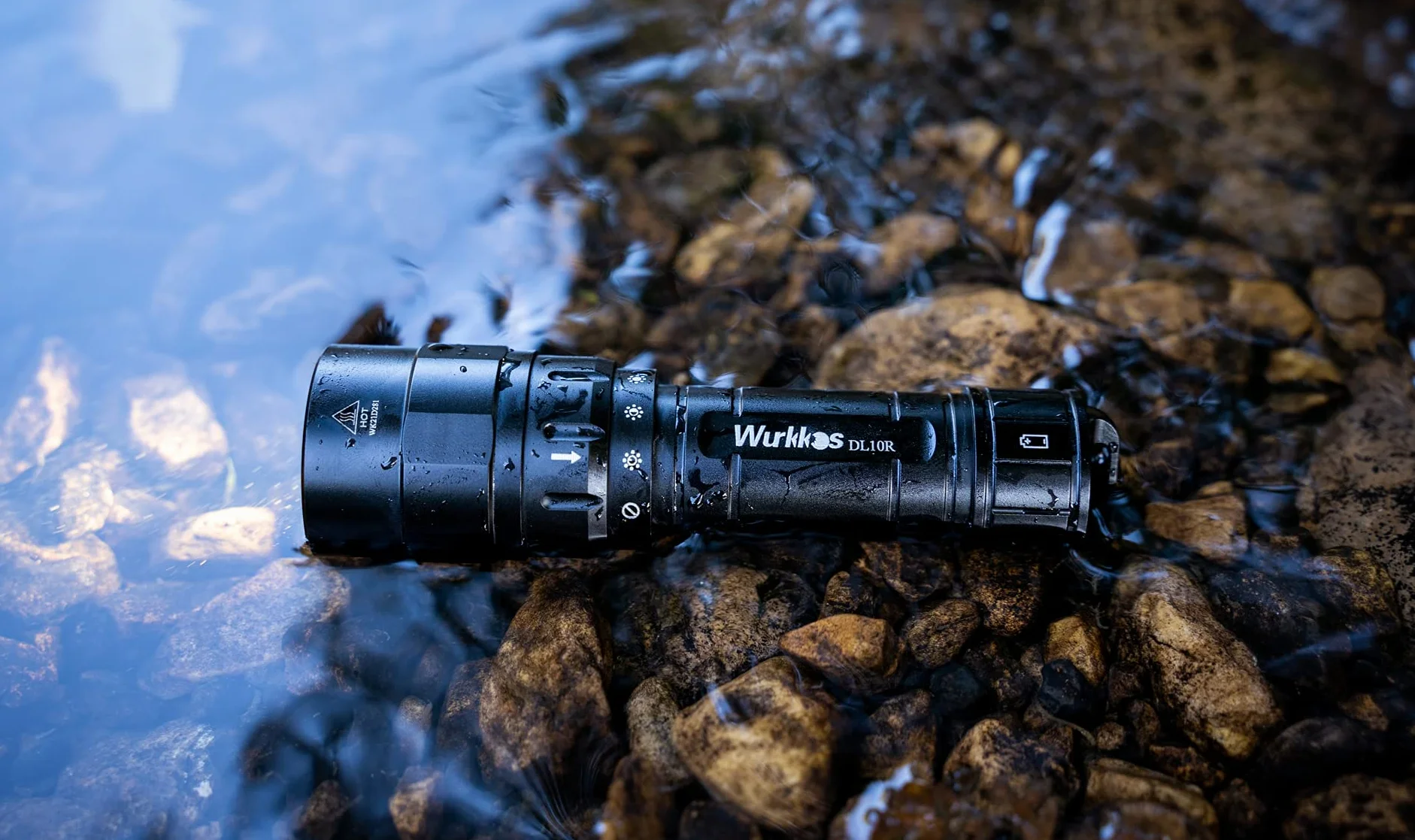 wurkkos DL10R - Linterna de buceo (4500 lúmenes, carga USB C integrada, Cree XHP70.2 LED, IPX8, recargable, luz submarina con batería de 5000 mAh 21700)