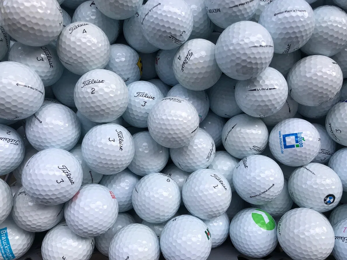 Titleist 25 piłek do gry w golfa Pro V1 – jakość AAA/AA