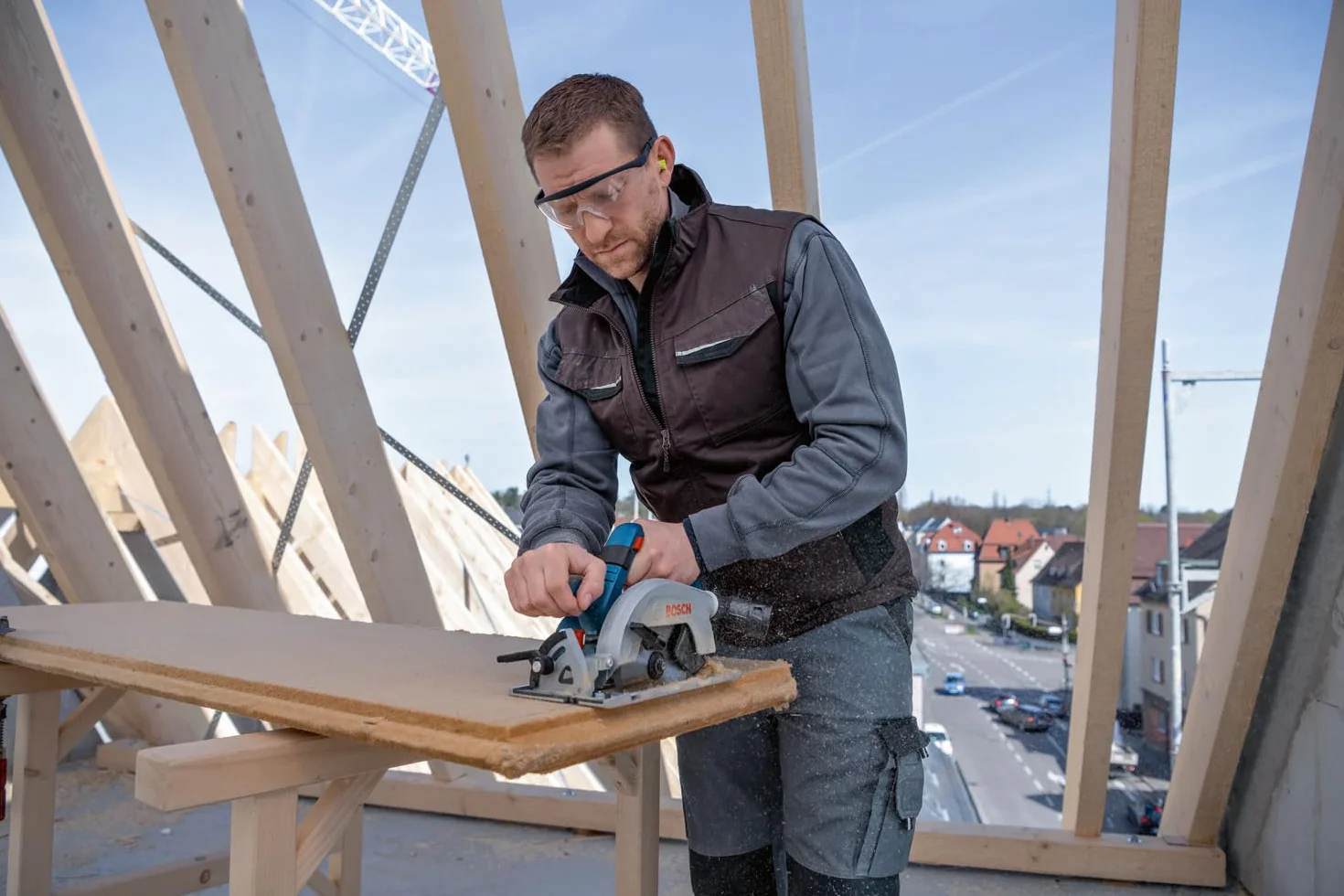 Bosch Professional GKS 18V 57-2 L Piła Tarczowa, Czarny/Niebieski