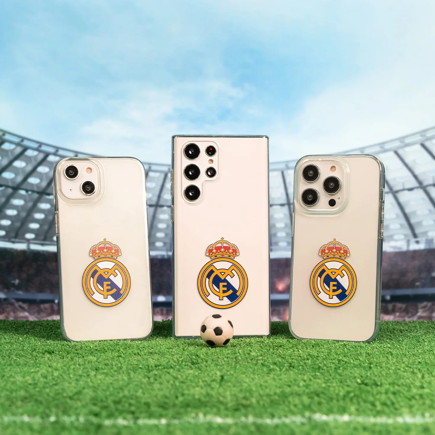 Real Madryt iPhone 15 Case! Niespokrewniony, aby chronić Twój telefon komórkowy. Oficjalnie licencjonowana elastyczna warstwa silikonowa Real Madryt