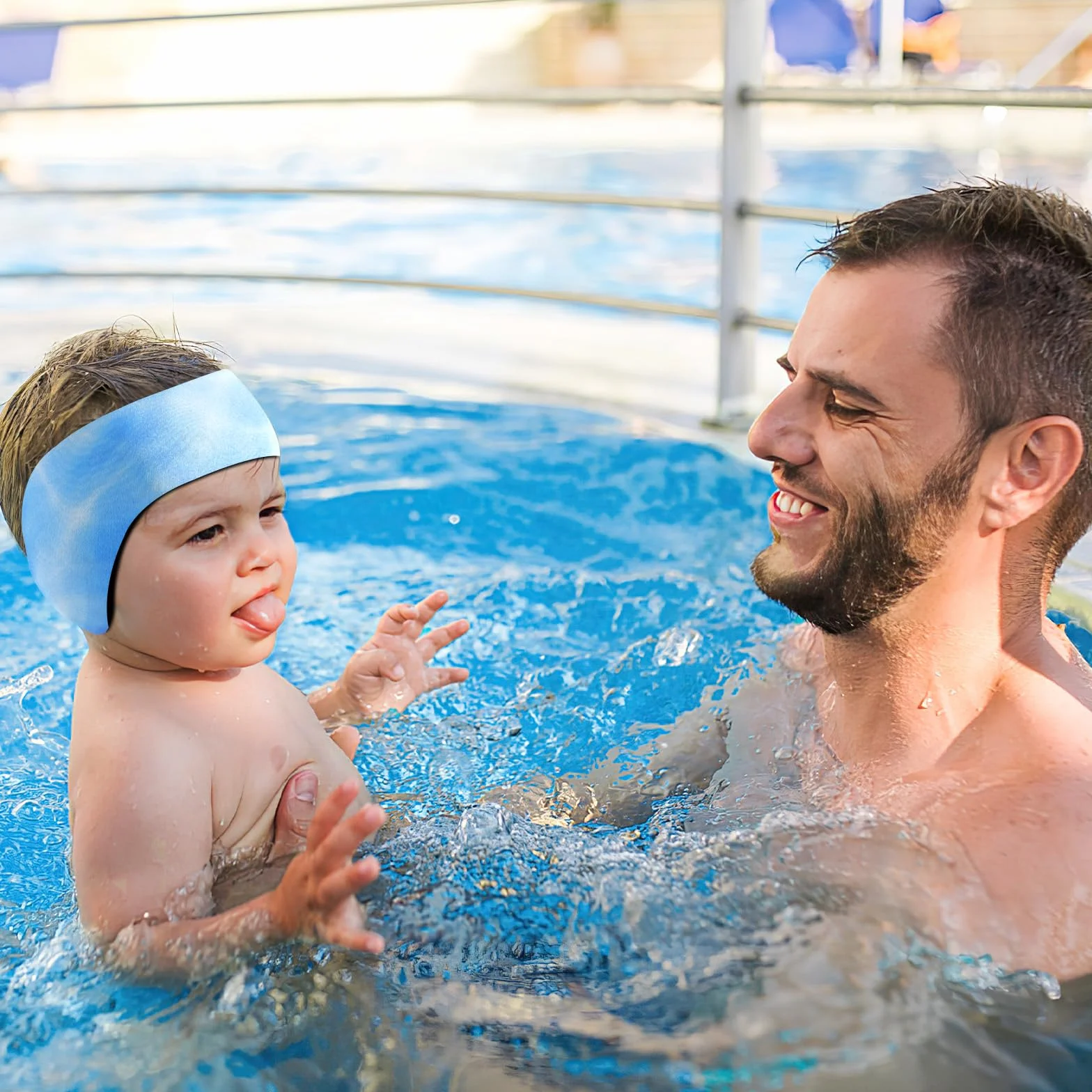 HeySplash Opaska pływacka, opaska ochronna na uszy pływackie, neoprenowa ochrona uszu dla dzieci i młodzieży, wodoodporna opaska do pływania, rozmiar M, niebieski falowanie