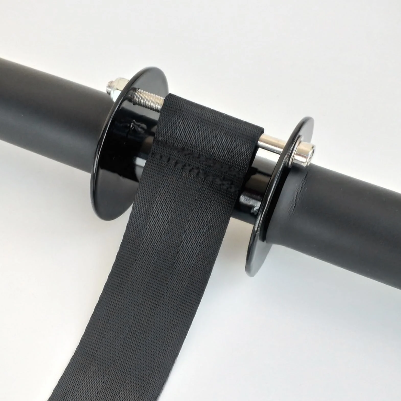 Forearm Wrist Roller Strengthener | High Strength Iron Construction for Sustained Workouts | Versatile Exercise Equipment for Home Gym / Office Use | Compact & Portable
