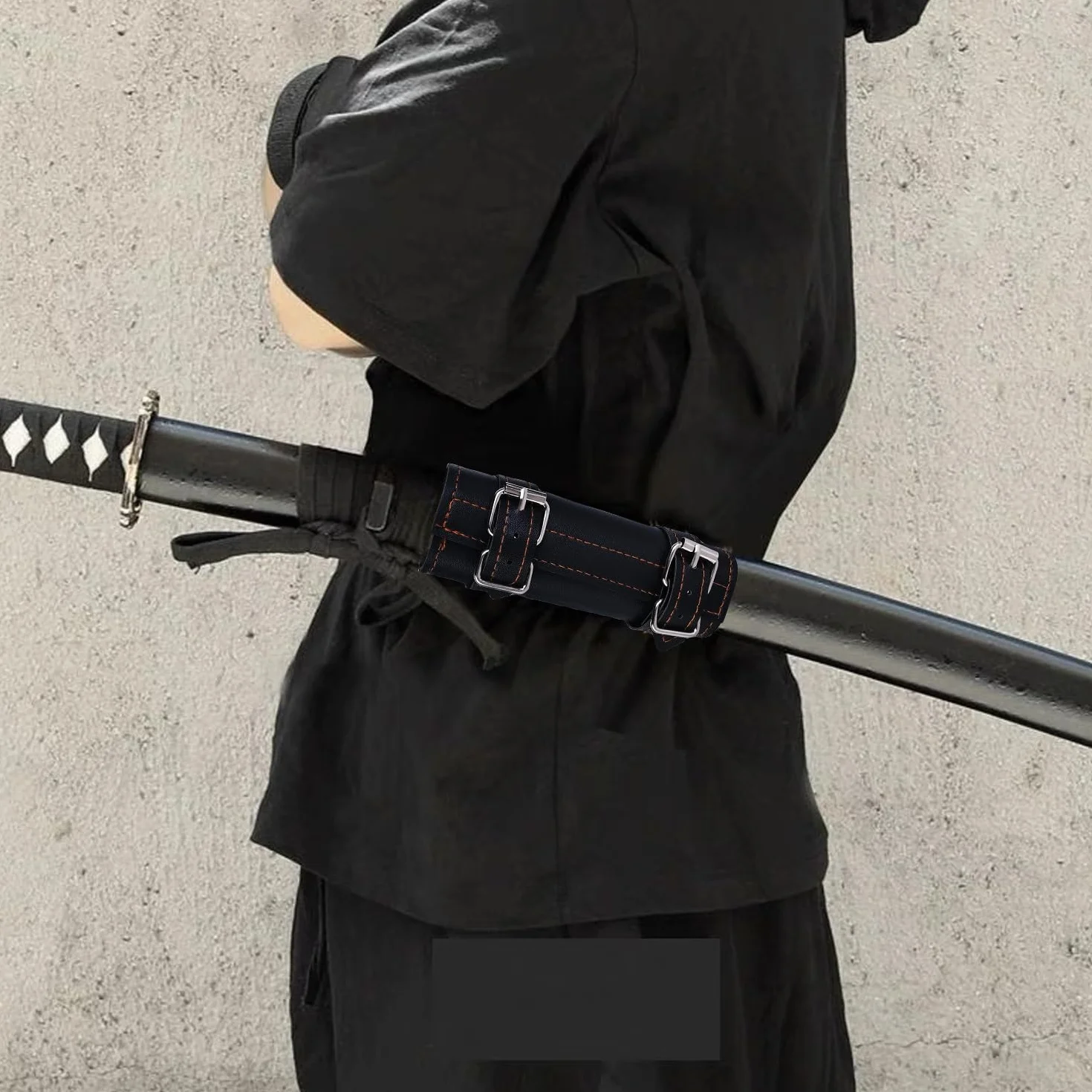 Nizirioo Uchwyt na miecz katana z czarnym paskiem 105 cm, wytrzymała nylonowa obudowa do wygodnego noszenia, idealny dla entuzjastów cosplay i samurajów, akcesorium do rekonstrukcji