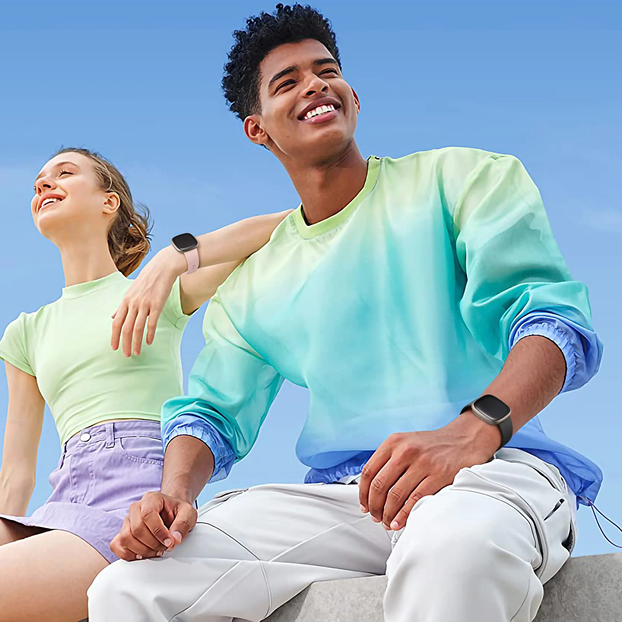 Oielai Bransoletka kompatybilna z Fitbit Versa 4 / Fitbit Versa 3 / Fitbit Sense 2 / Fitbit Sense / Versa 3 / Versa 4 / Sense / Sense 2, silikonowa, klasyczna, delikatna, dla kobiet i mężczyzn