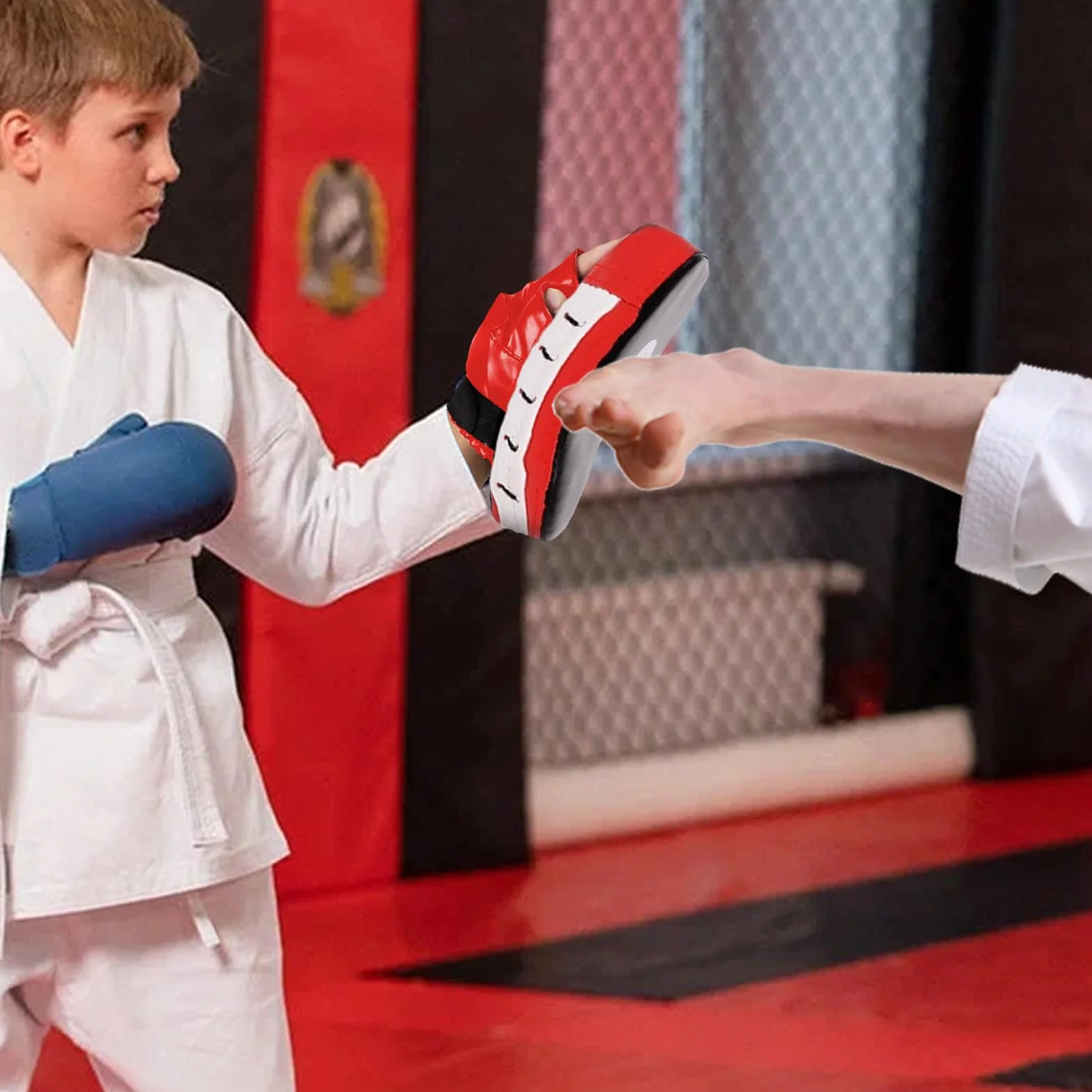 Rękawice Bokserskie, Zakrzywione Pogrubione Poduszki MMA Cel Do Boksowania, Absorbujące Wstrząsy Sprzęt Treningowy Do Boksowania Rękawice Dla Dorosłych I Dzieci, Do Użytku W Domu, Siłowni