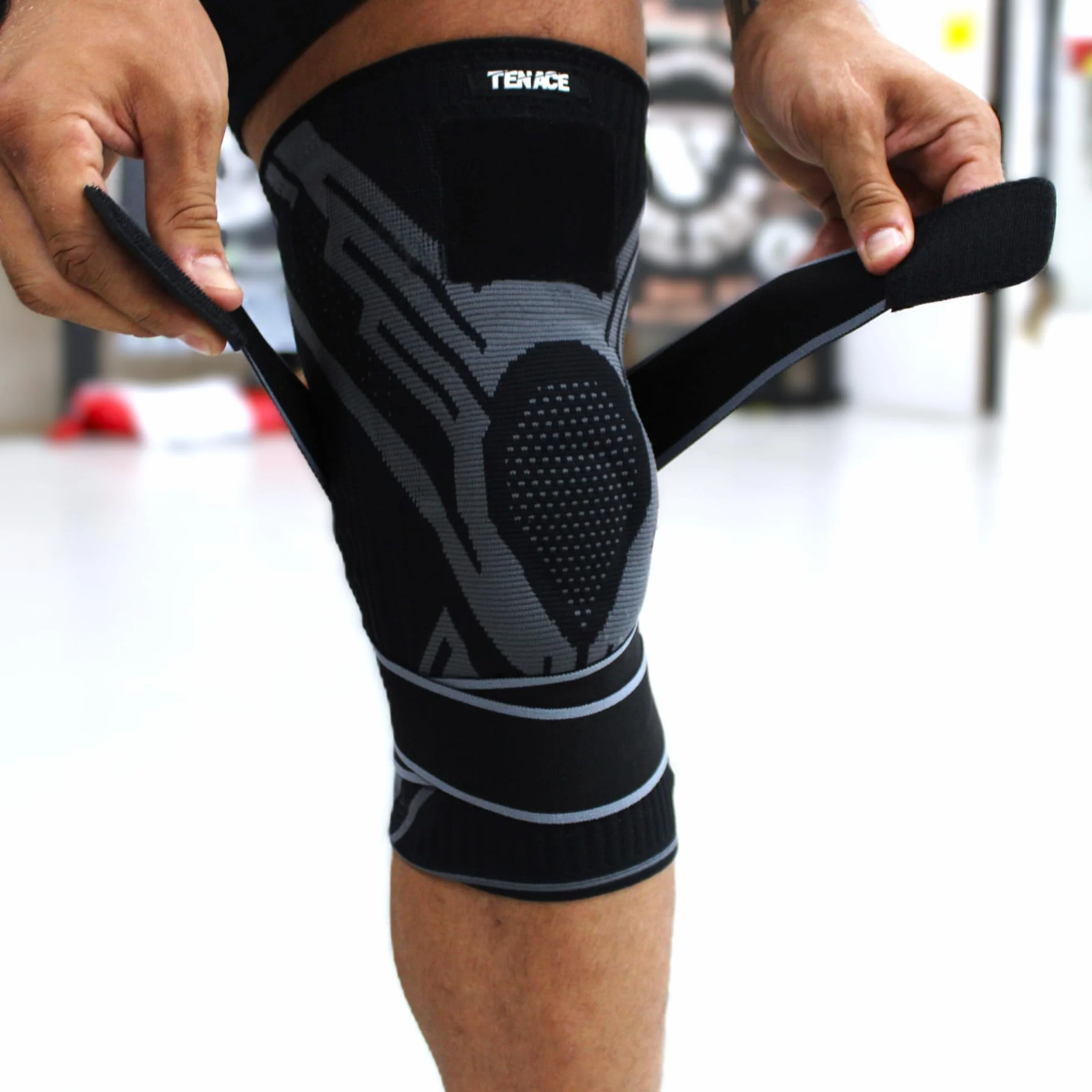 Tenace Jiu Jitsu Ochraniacz na kolana Grappling - Ochrona kolan kompresyjnych i wyściełanych MMA, BJJ, Muay Thai, Judo - Wysoka trwałość i wydajność Unisex (czarny, duży)