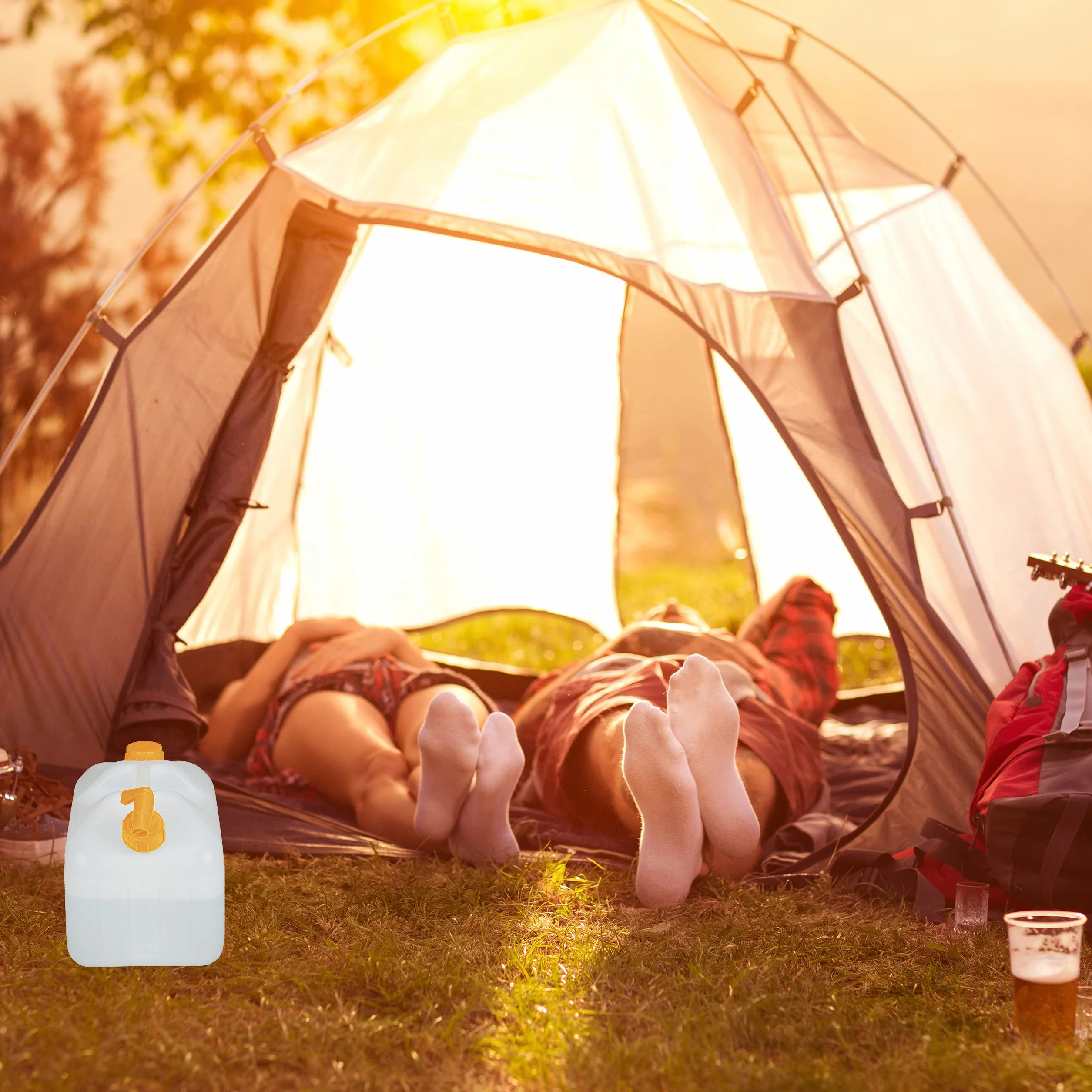 Relaxdays Kanister na wodę z kranikiem, 15 l, tworzywo sztuczne, bez BPA, uchwyt, baniak, biały/pomarańczowy