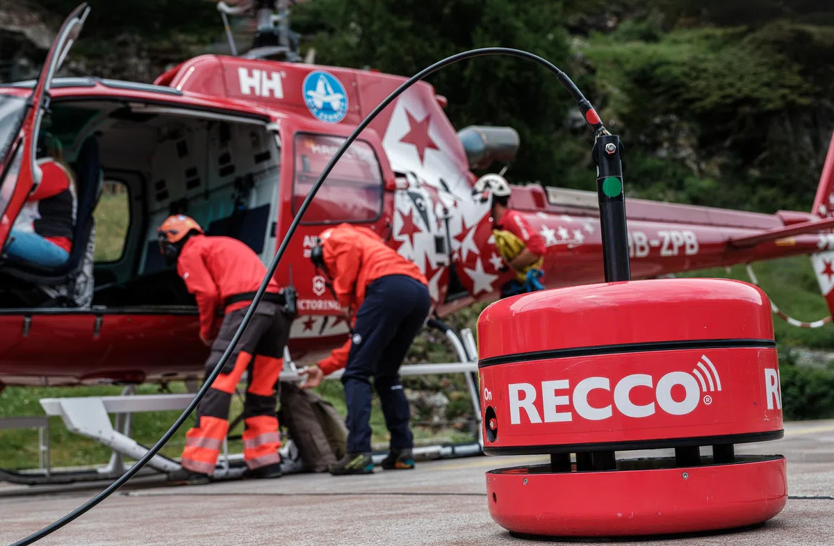 Recco reflektor ratunkowy do kasków i butów narciarskich, czerwony