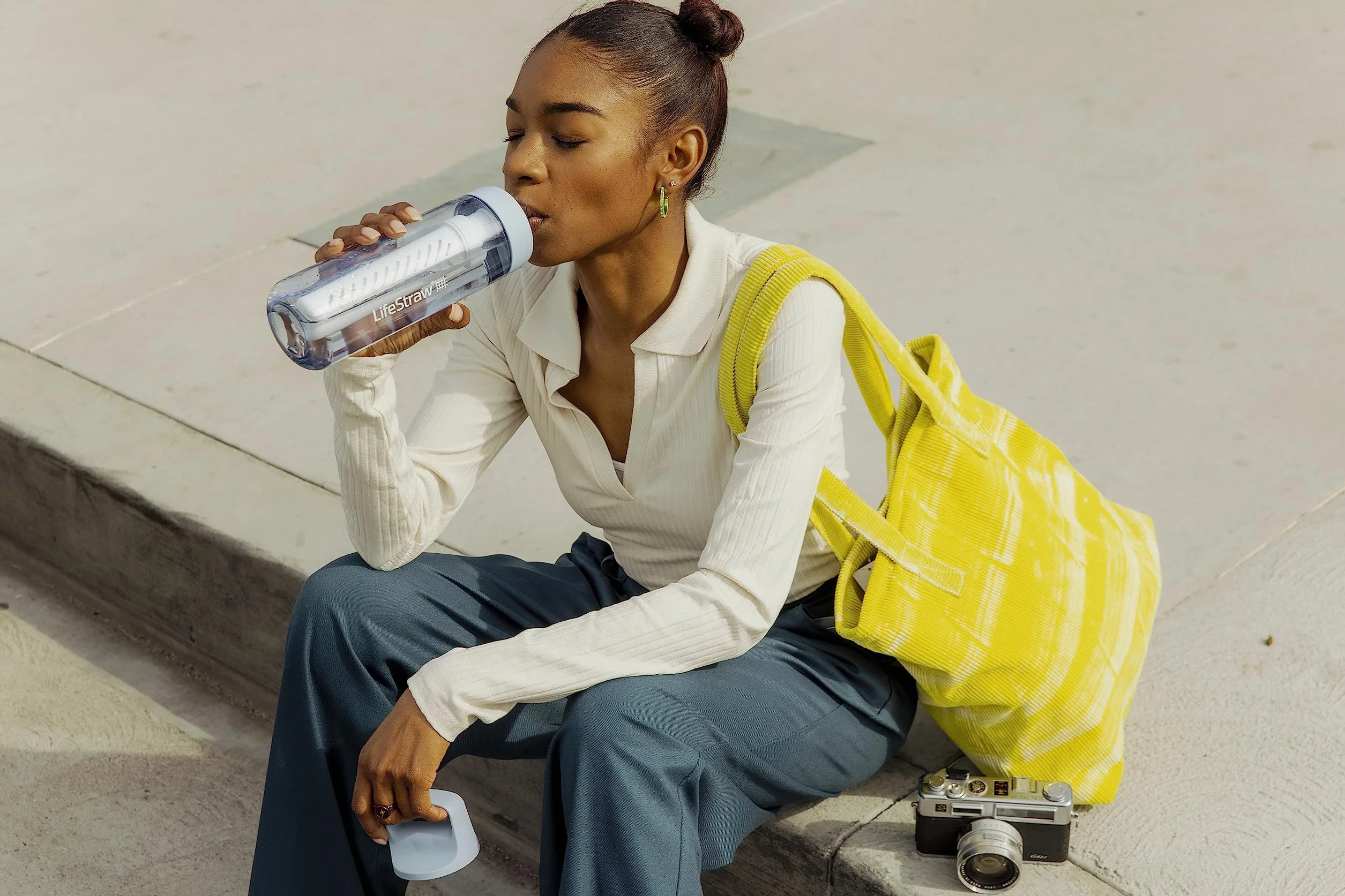 LifeStraw Go Series – butelka z filtrem do wody bez BPA do podróży i codziennego użytku, usuwa bakterie, pasożyty i mikroplastiki, poprawia smak, 625 ml Morza Egejskiego