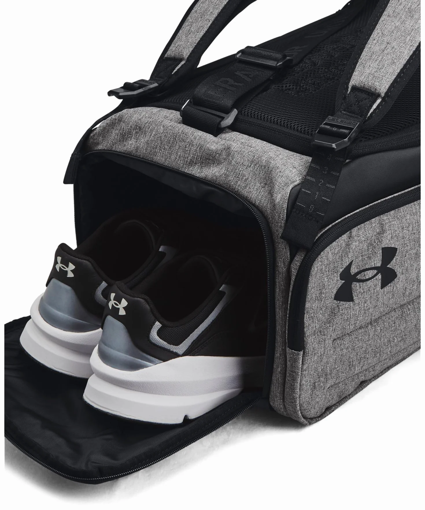 Under Armour UA Contain Duo MD Duffle, wodoodporna torba na siłownię