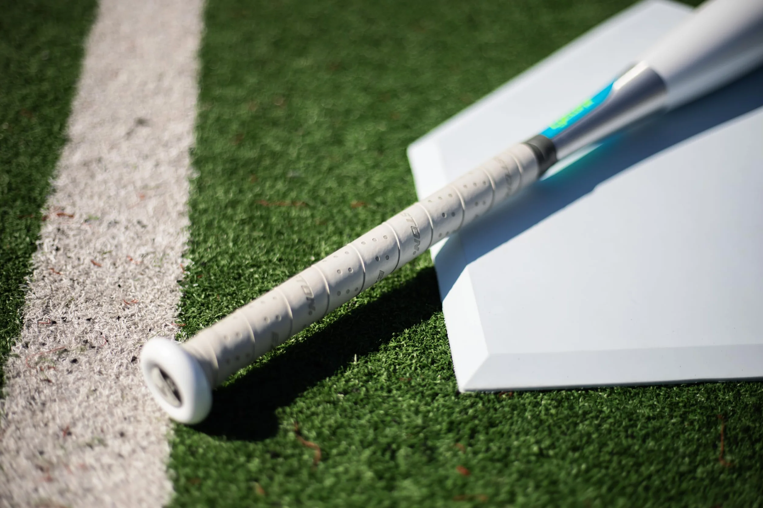 Easton Kij do softballu Cyclone Fastpitch -10, aluminium, 1 szt.