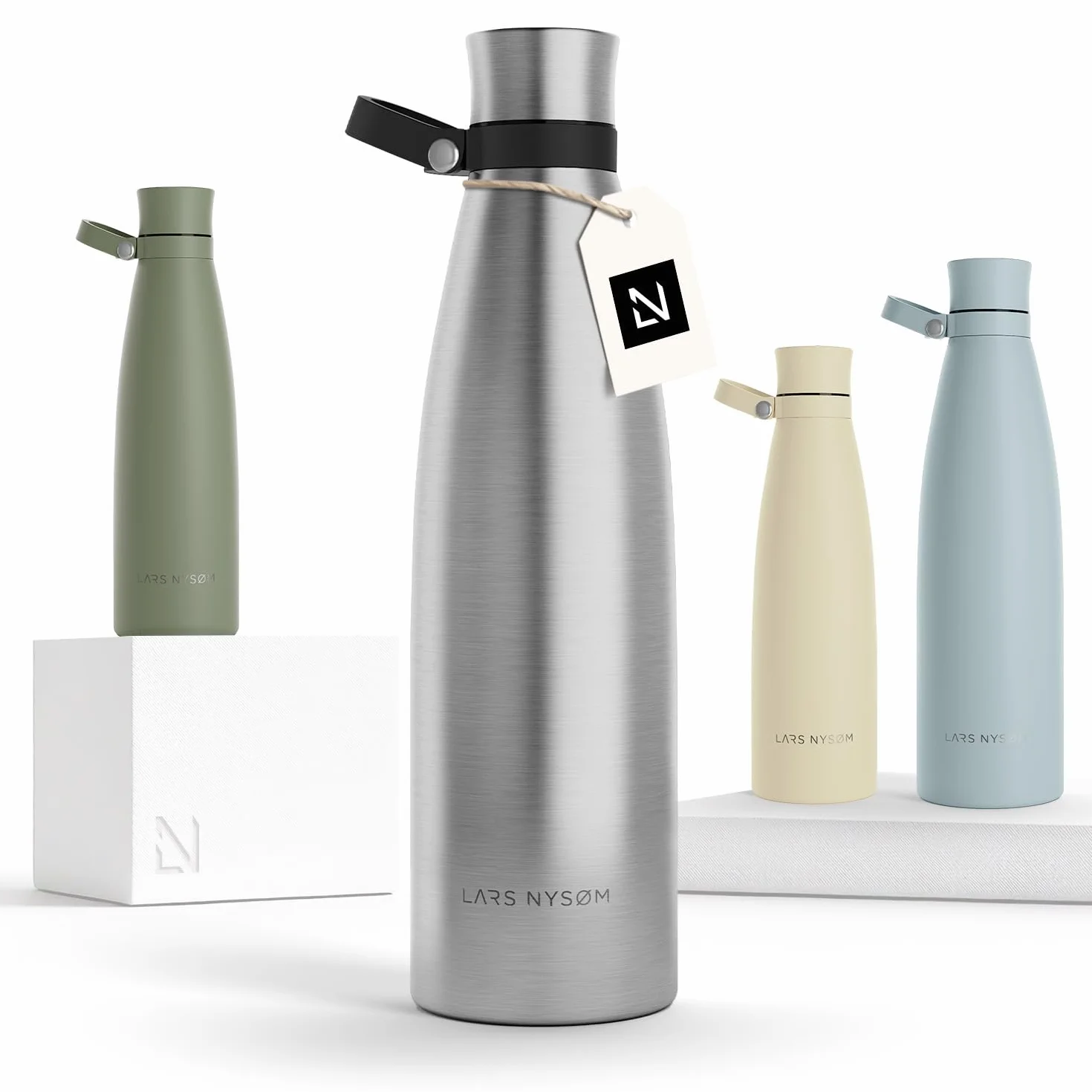 LARS NYSØM Butelka na napoje ze stali nierdzewnej 1000ml | Butelka izolacyjna 1 litr | Wodoodporna flaszka na wodę do sportu, roweru, psa (Stainless Steel, 1000ml)