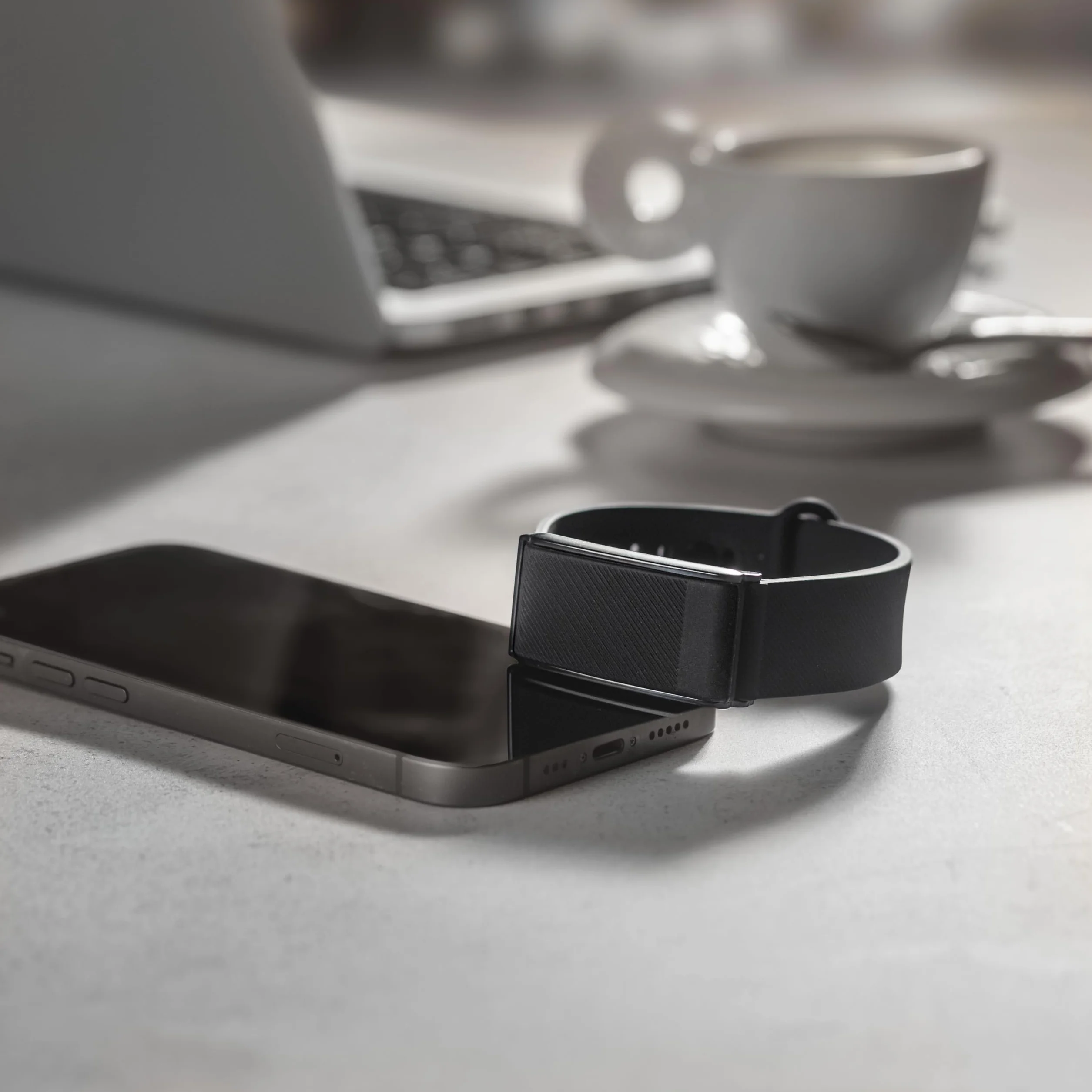 Move FitBand inteligentna opaska fitness bez ekranu czarny 120 trybów sportowych IP68
