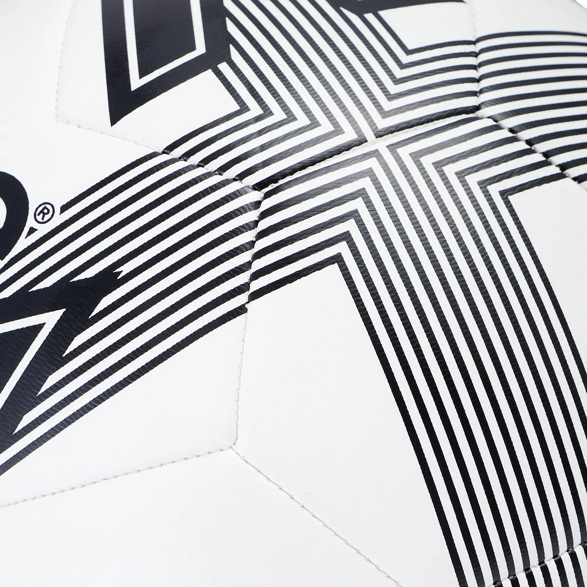 Mitre Impel L30P piłka nożna, bardzo trwała, zachowuje kształt, biały/czarny, 3