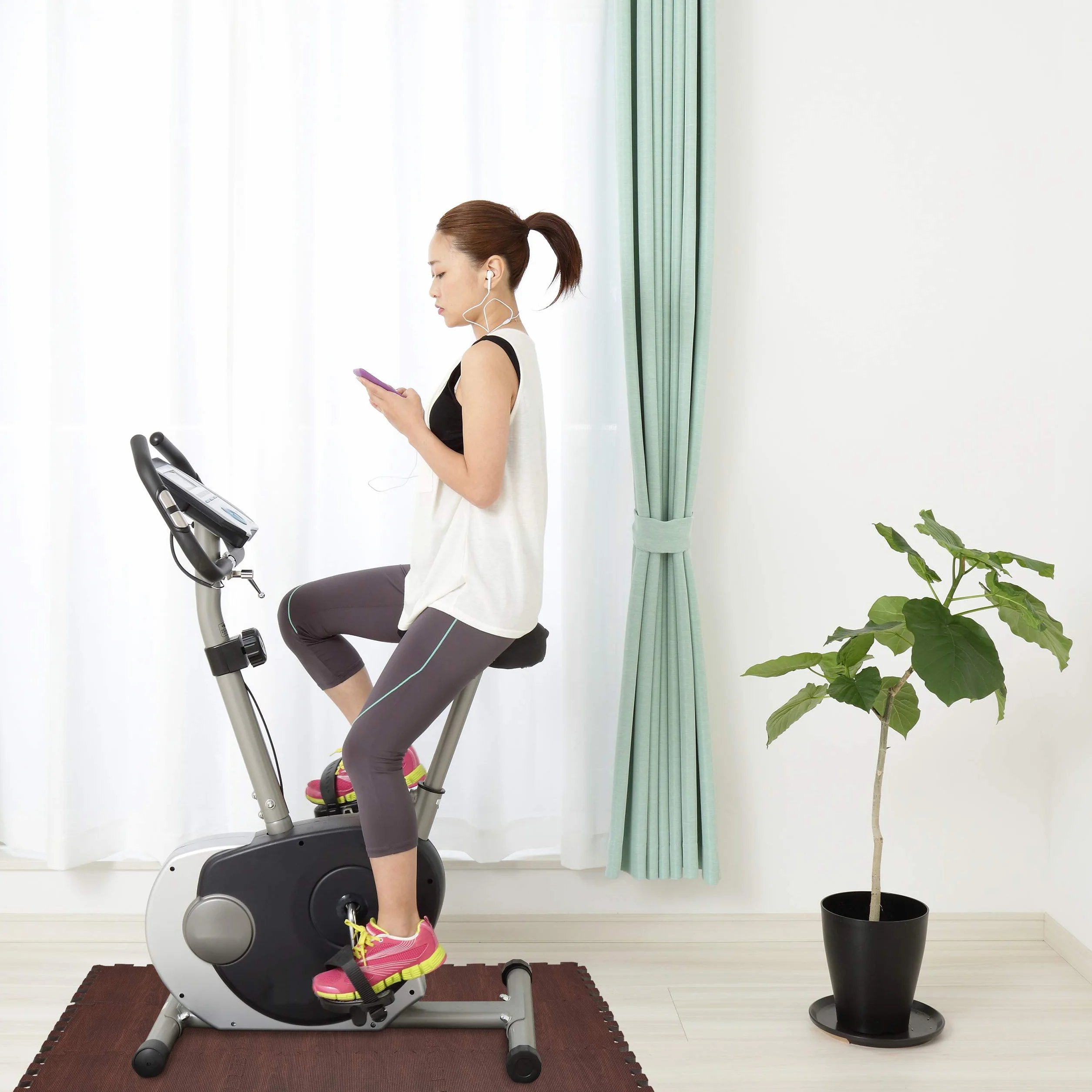 Relaxdays Mata ochronna pianka EVA 9 puzzli do sprzętu sportowego fitness