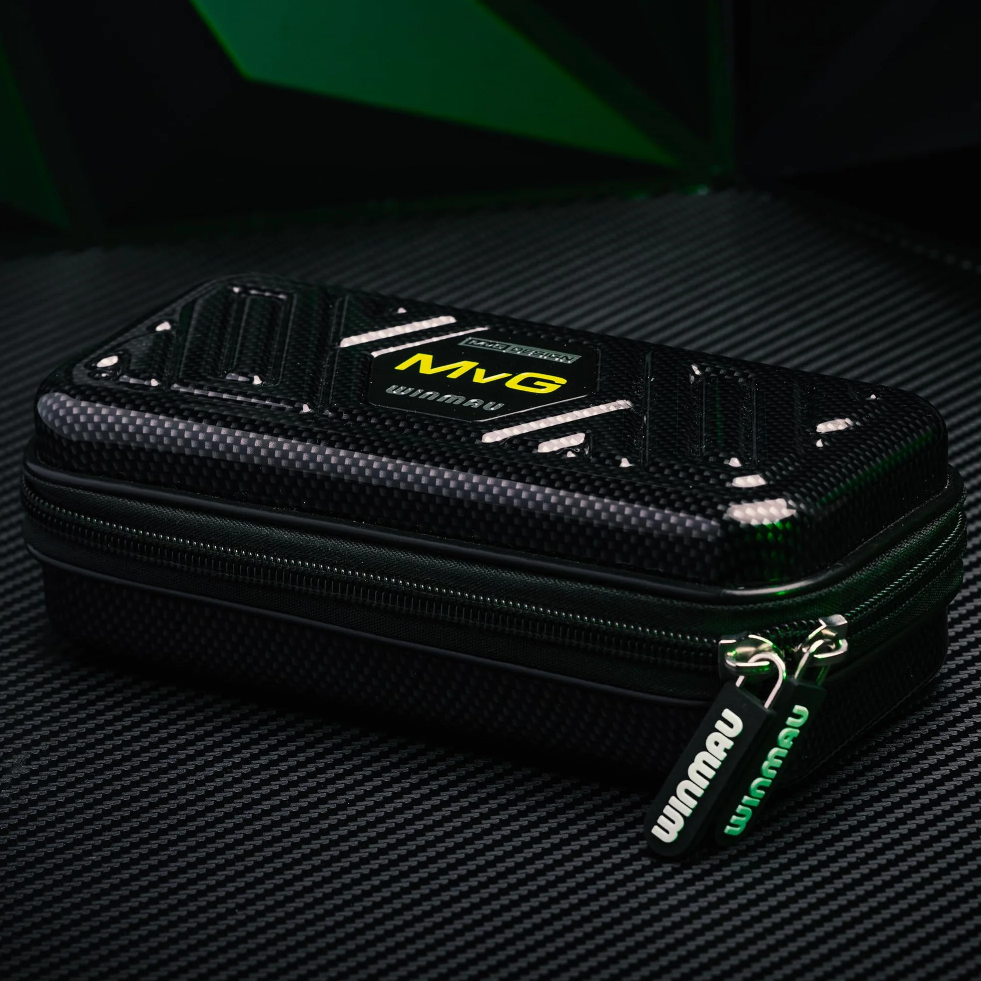 WINMAU Armor Darts-portfel – etui zapewnia miejsce na w pełni zmontowane rzutki i akcesoria – odporny na uderzenia, bardzo trwały i bezpieczny