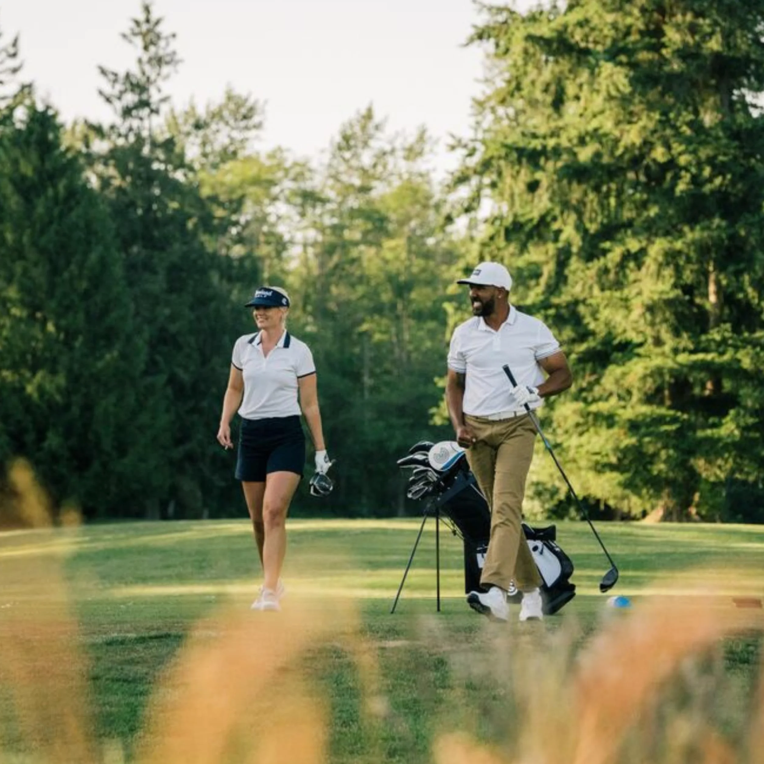 Srixon UltiSoft 4&5 - Piłka golfowa - Miękka w dotyku - Niska kompresja zapewniająca nierówny dotyk - maksymalna odległość - biała