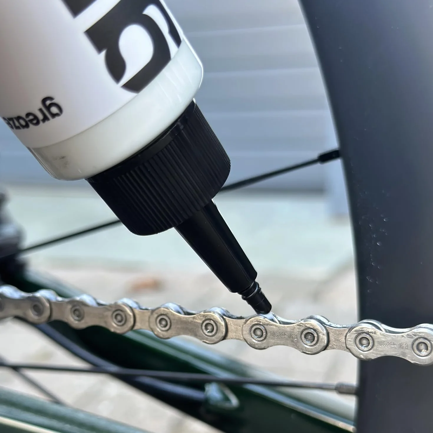 Wosk do łańcuchów rowerowych 100 ml – trwały do MTB i wyścigowych