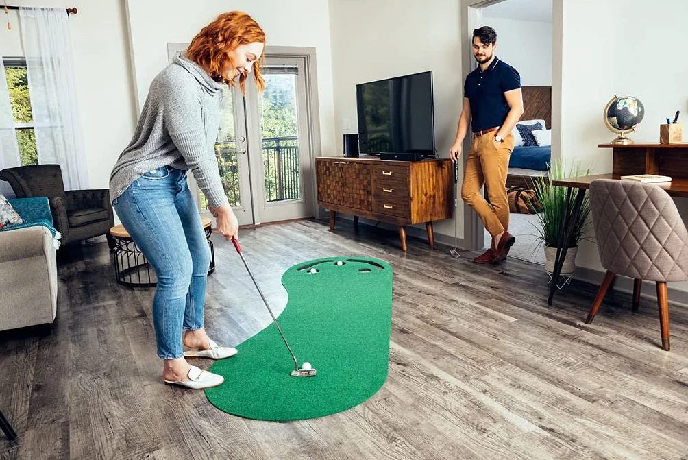 PUTT-A-BOUT Par Three Golf Putting zielony