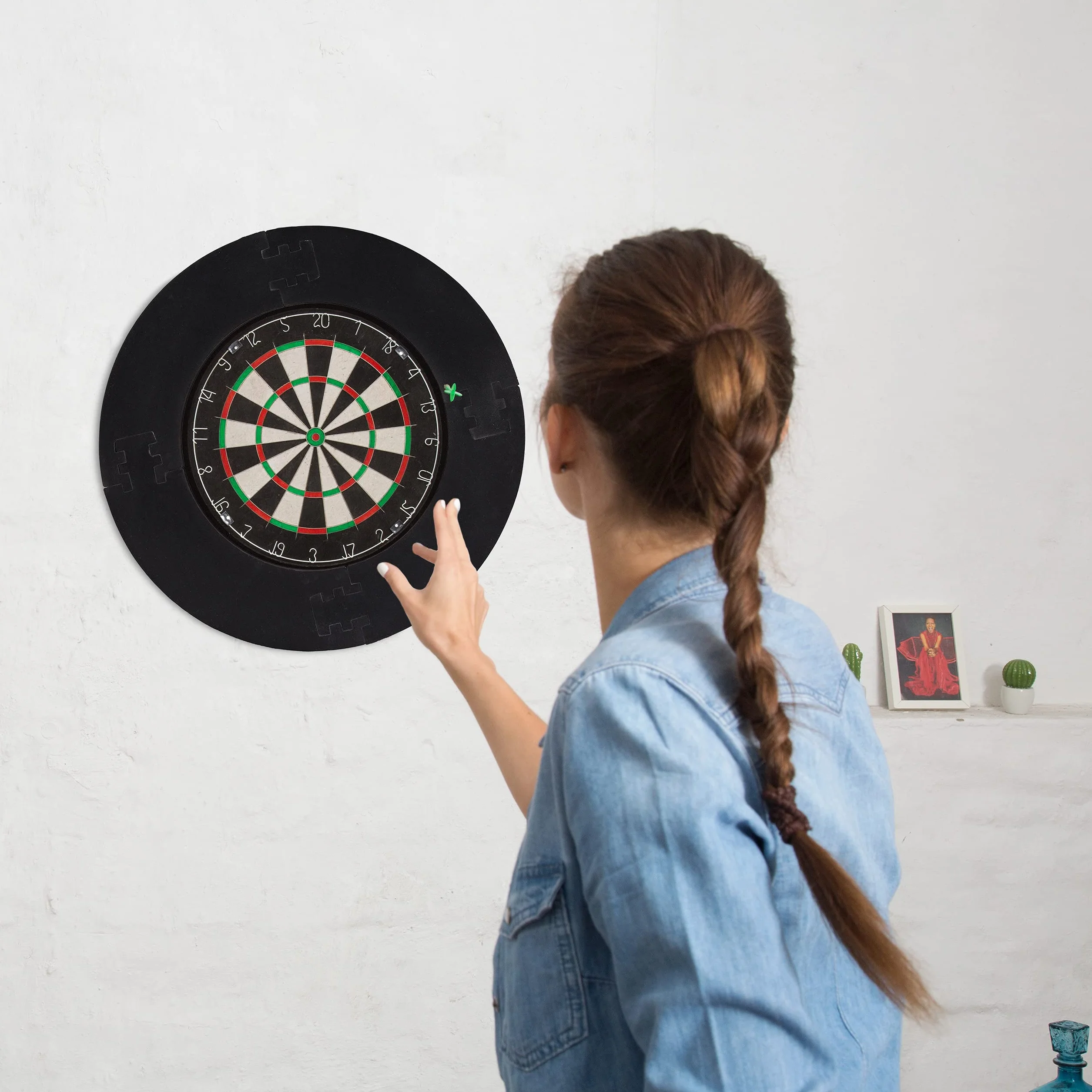 Relaxdays Dart Catchring R7, 4-częściowy, pierścień ochronny na tarczę do darta 45 cm, stabilna ochrona ściany, EVA, całkowita Ø 72 cm