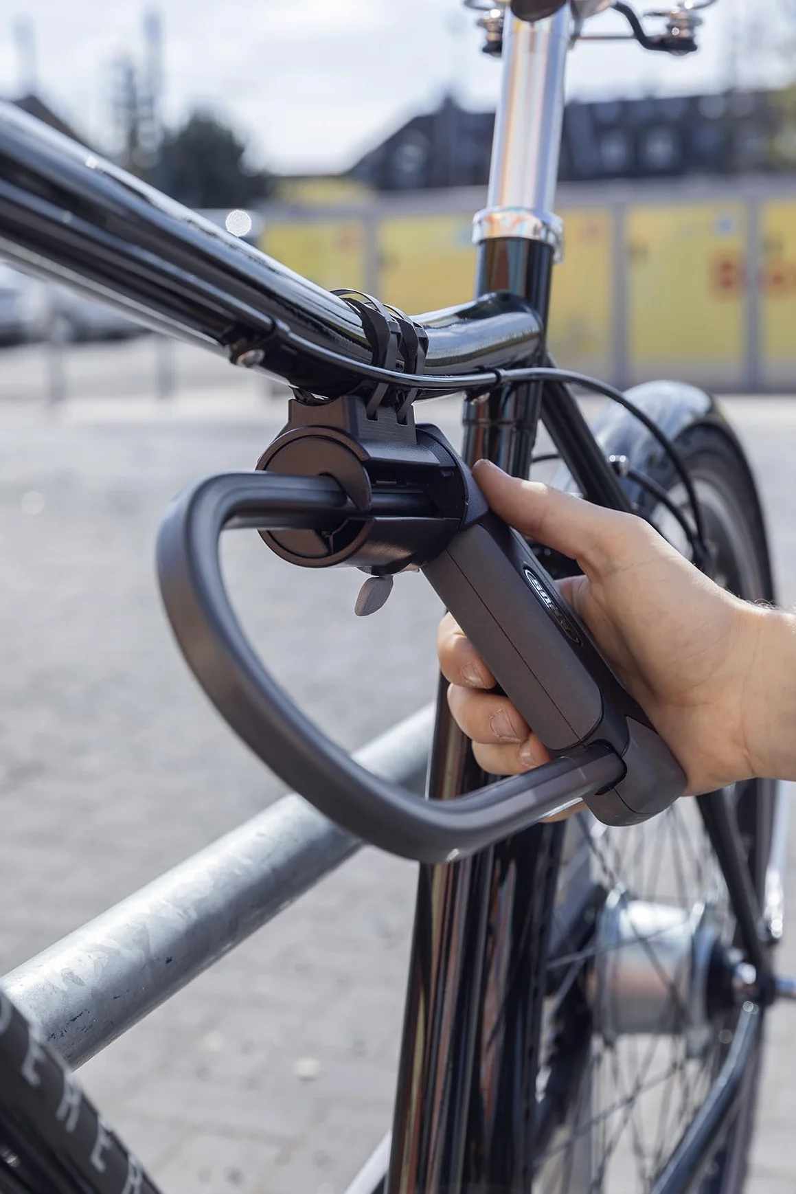 Uchwyt na zapięcie rowerowe ABUS USH 540 - do transportu zapięcia Granit XPlus 540 U-lock na ramie roweru, czarny
