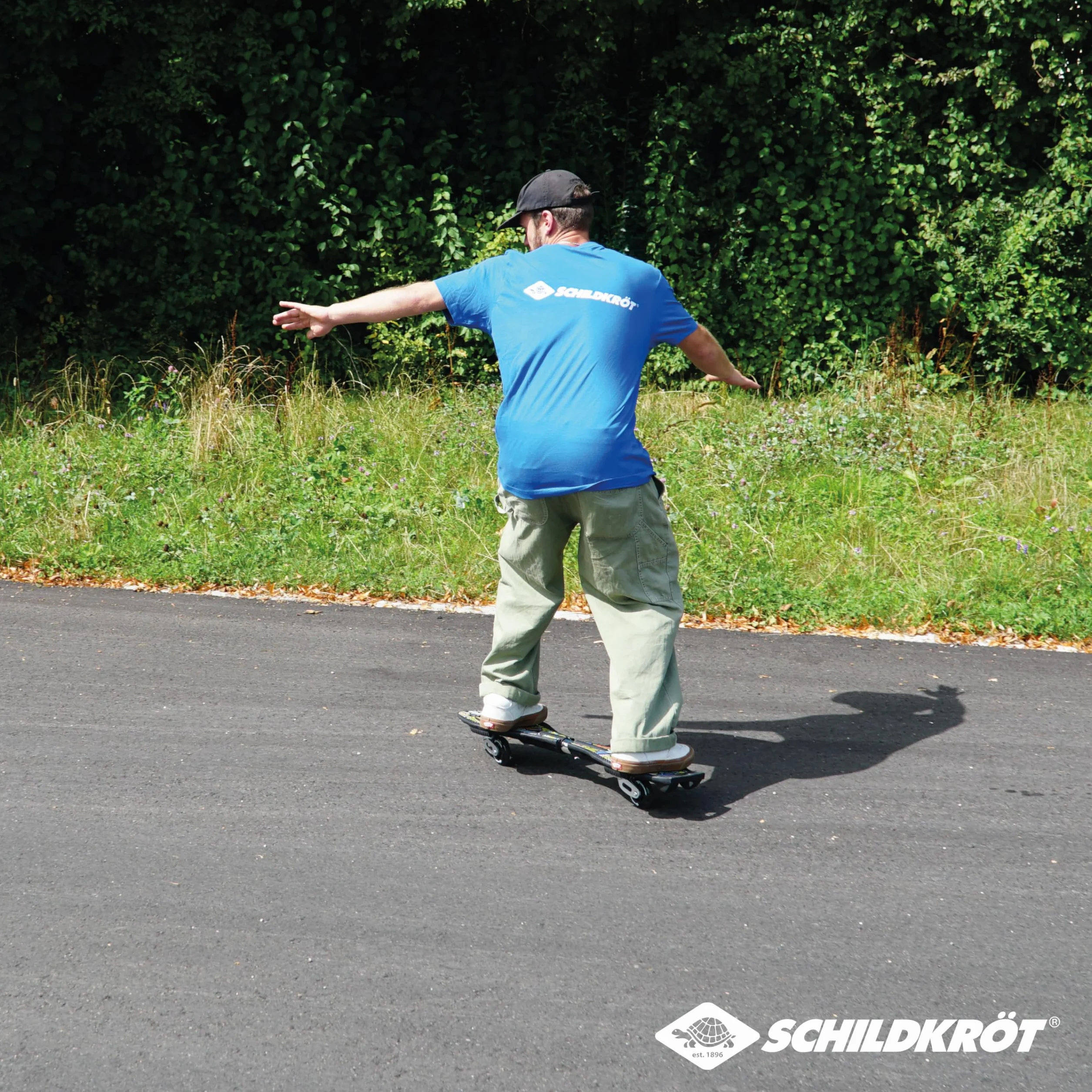 Schildkröt Waveboard Good Vibes, lekka i zwrotna deska z antypoślizgowymi wypustkami, różne wzory do wyboru