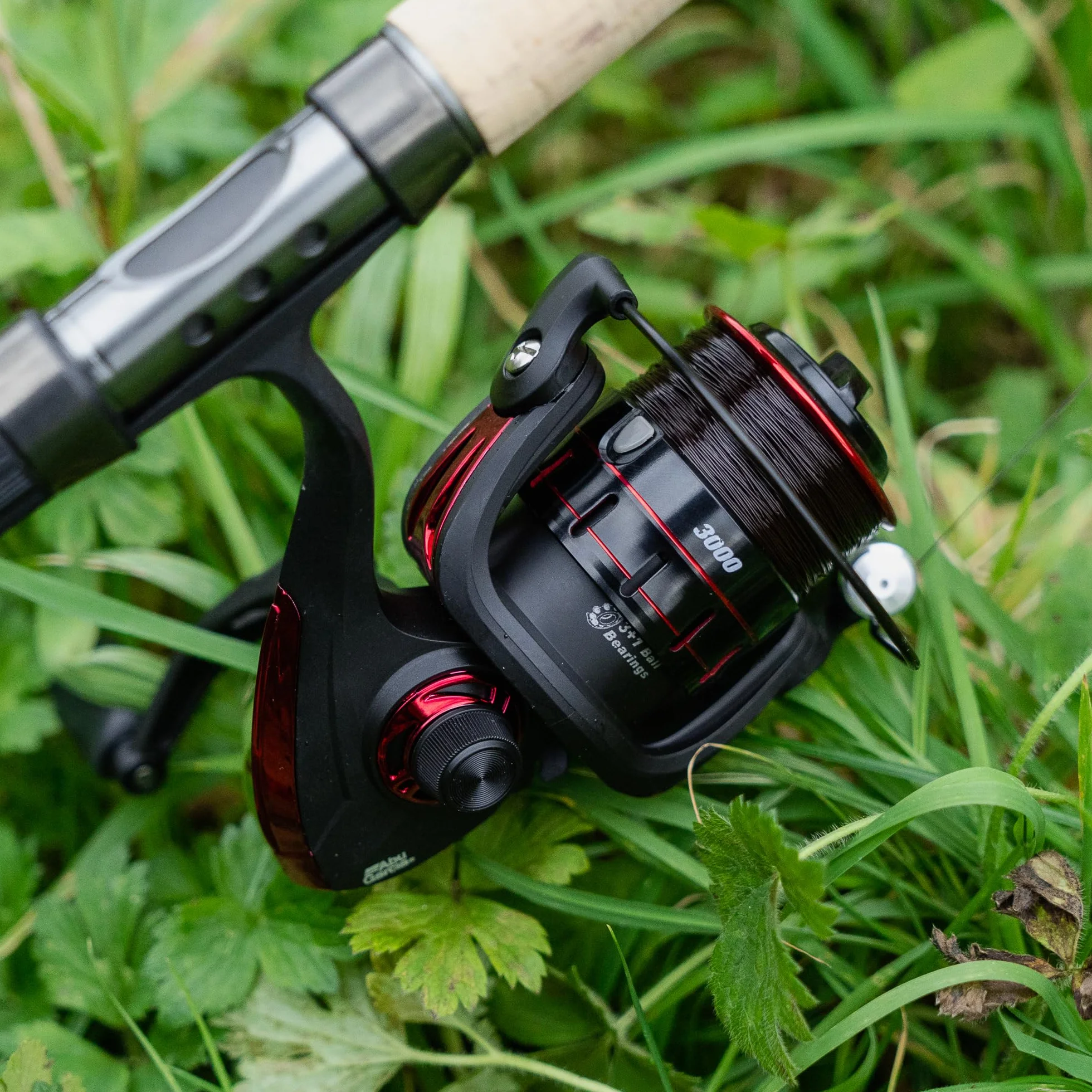 Abu Garcia Uniseks Cardinal X 3000Fd 1548586 Kołowrotek Wędkarski, Czarny/Czerwony, 3000