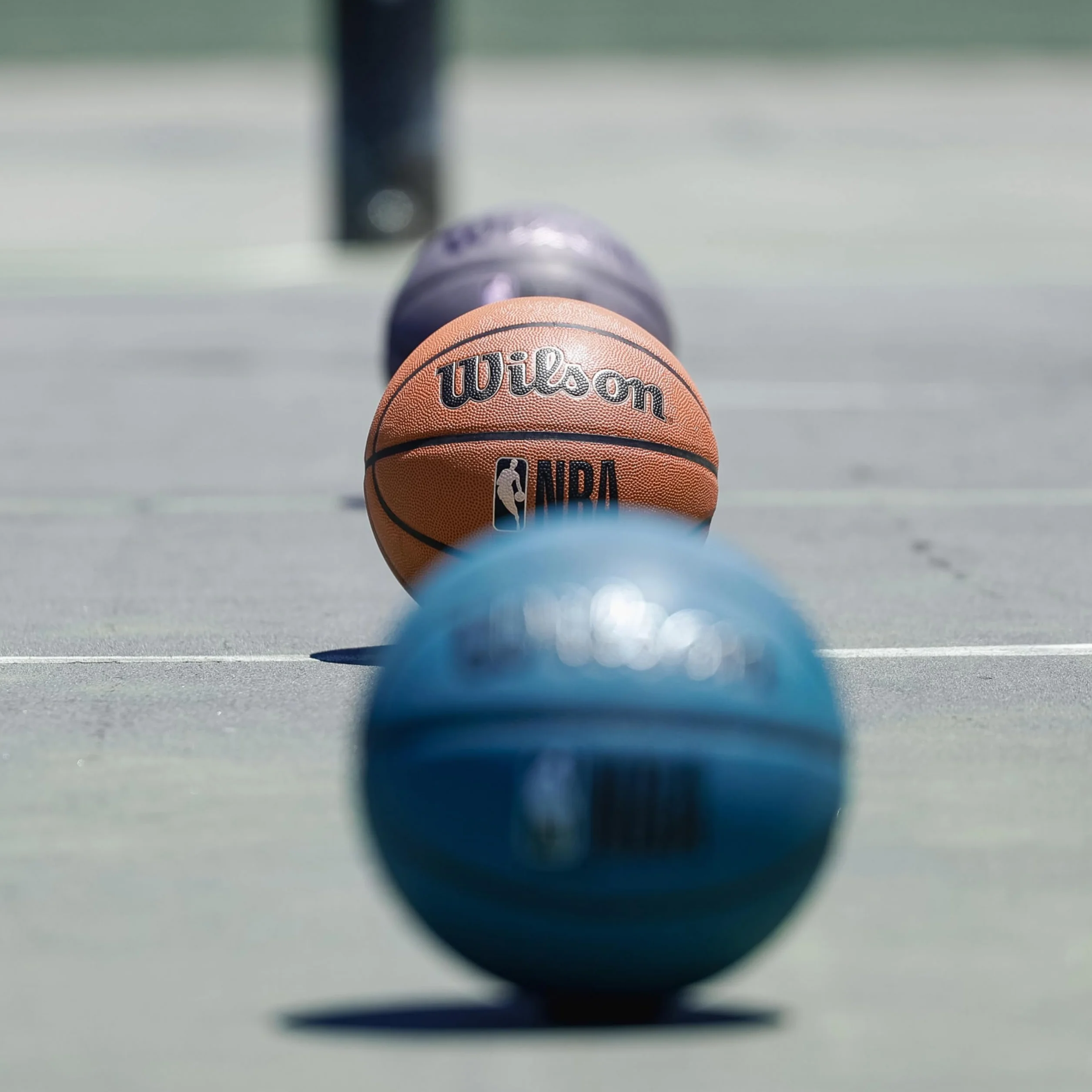 WILSON NBA Forge Plus koszykówka wewnątrz/na zewnątrz - brązowa, rozmiar 18-79 cm