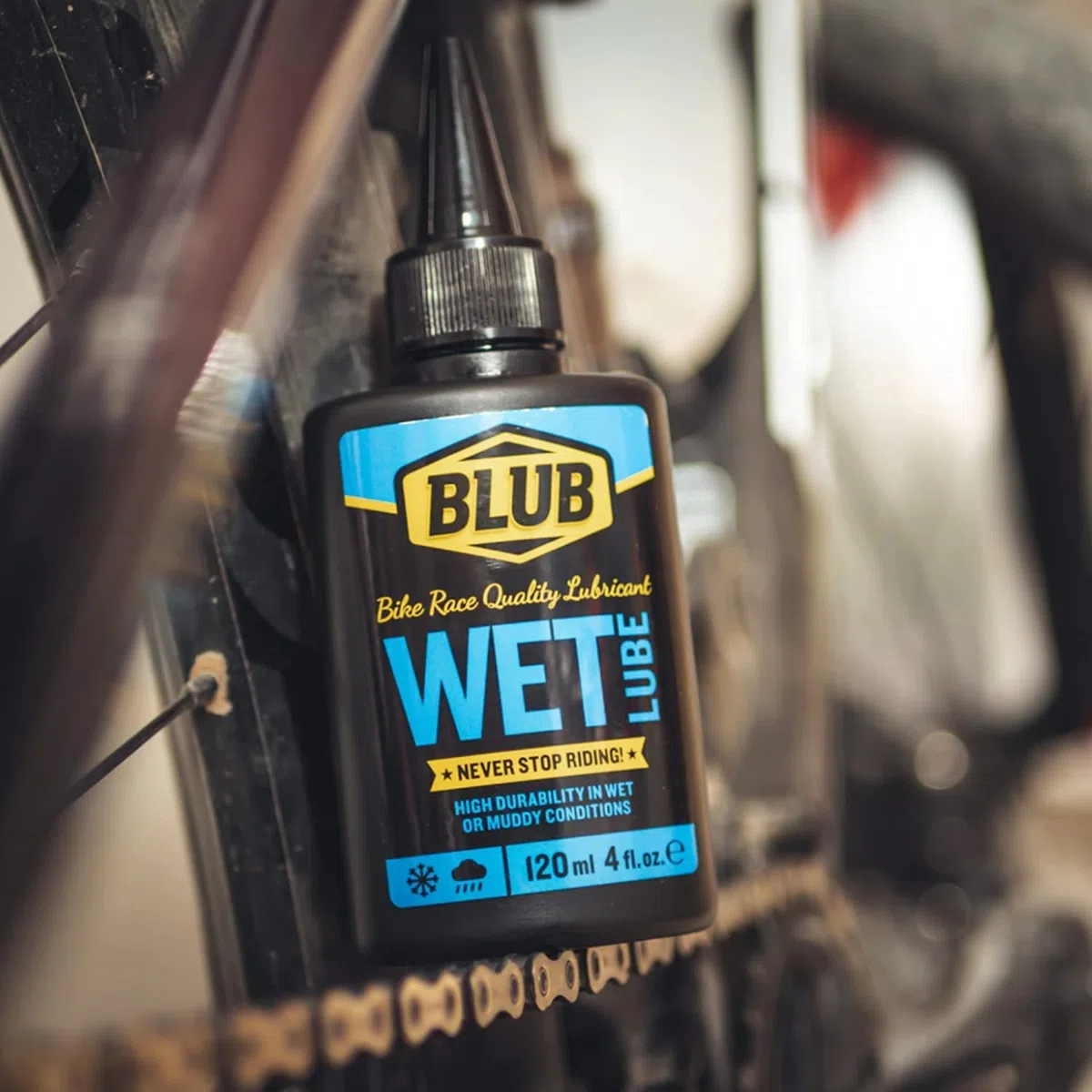 BLUB Wet Lube 120ml | Wodoodporny smar do łańcucha rowerowego | Smar do łańcucha górskiego i szosowego, olej do łańcucha do rowerów mokrych | Smar MTB | Wosk rowerowy