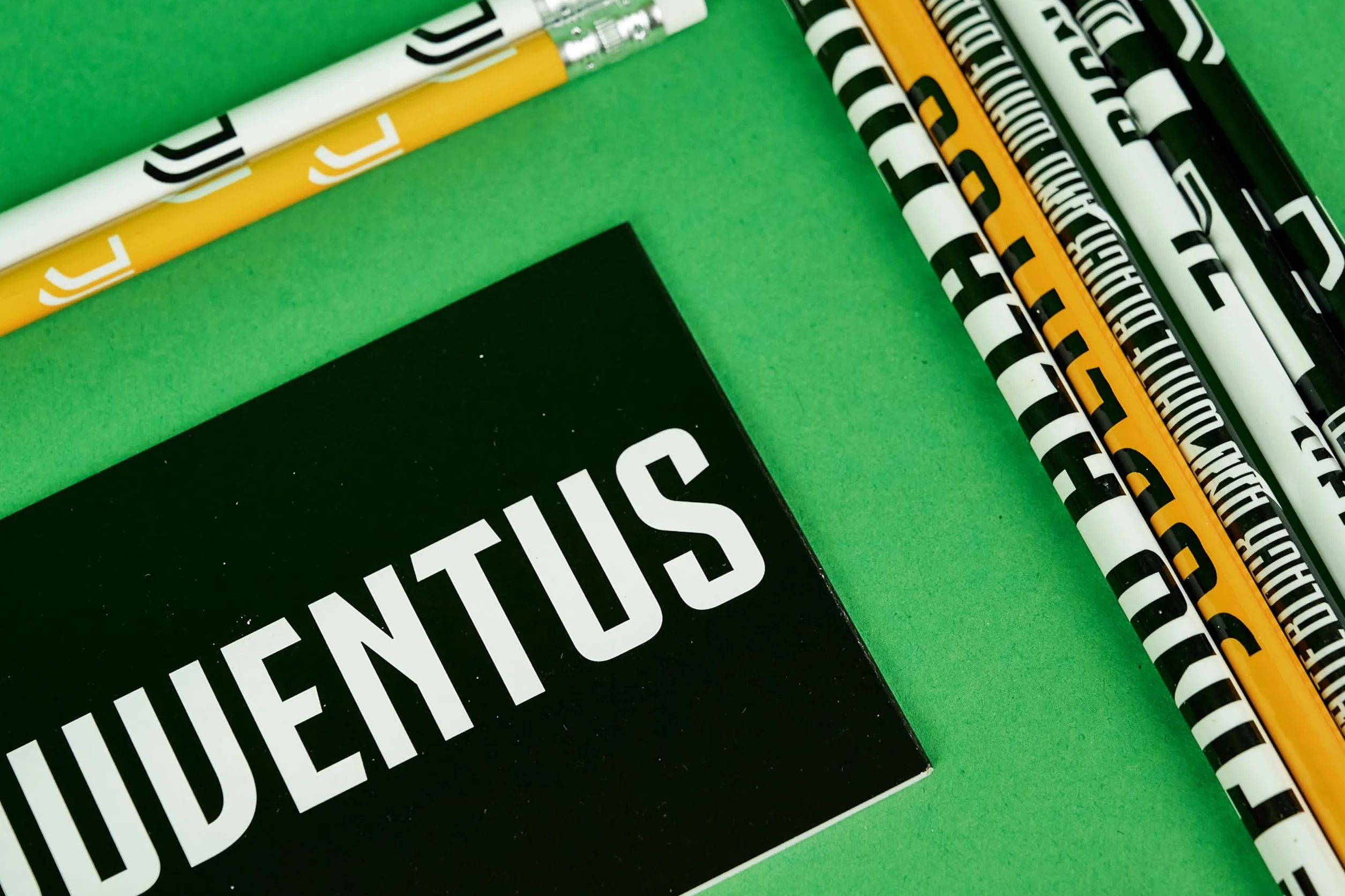 EURO PUBLISHING Juventus oficjalny produkt - zestaw papeterii (14 sztuk)
