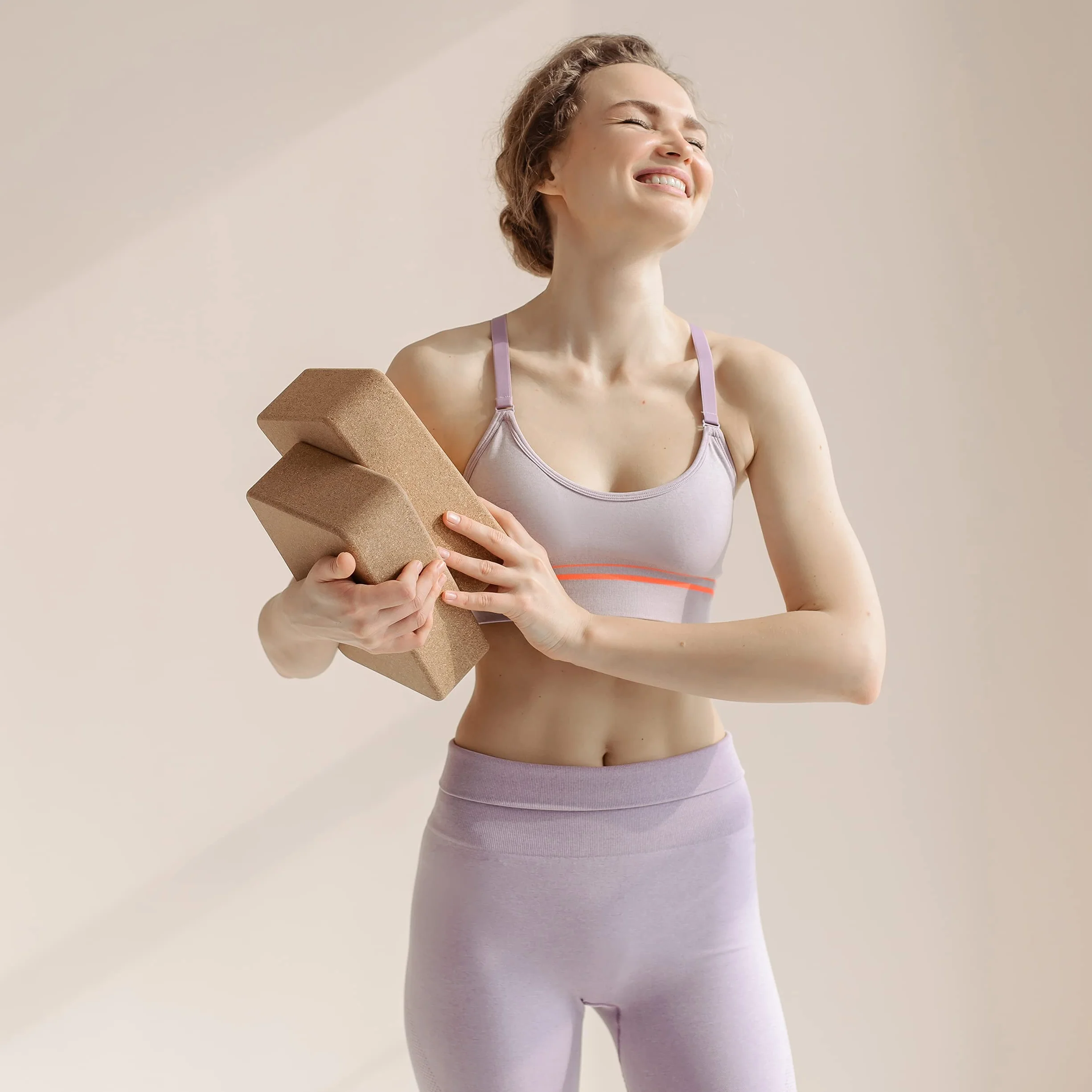 BODYMATE – kostki do jogi z korka – zestaw 2 szt., z naturalnego, w 100% ekologicznego korka – do asan, medytacji, ćwiczeń relaksacyjnych, dla początkujących i profesjonalistów – 22 x 12 x 7,5 cm