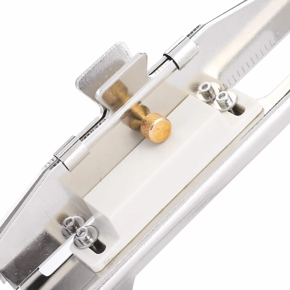 Wallfire Łucznictwo Fletching Jig, trwałe aluminiowe strzały do łucznictwa Fletching Jig Pióro Stick narzędzie do samodzielnego wykonania łucznictwa, strzały pióra, łopaty, 23 × 19,5 × 12 cm