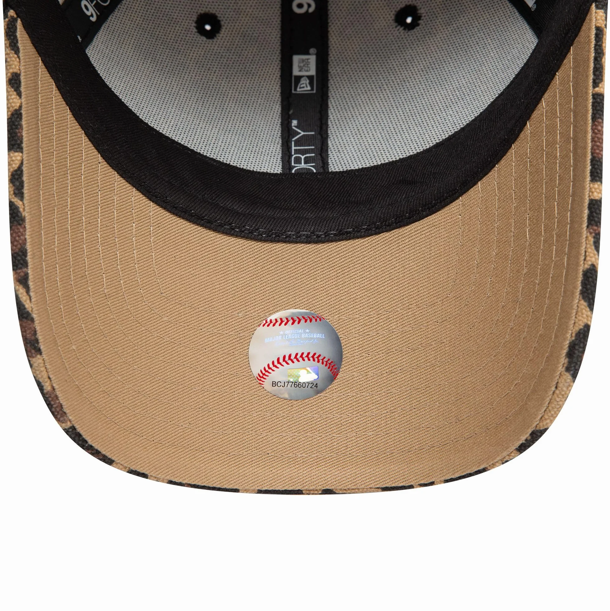 New Era 9FORTY NEYYAN BLKWHI Leopard Czapka Czarny