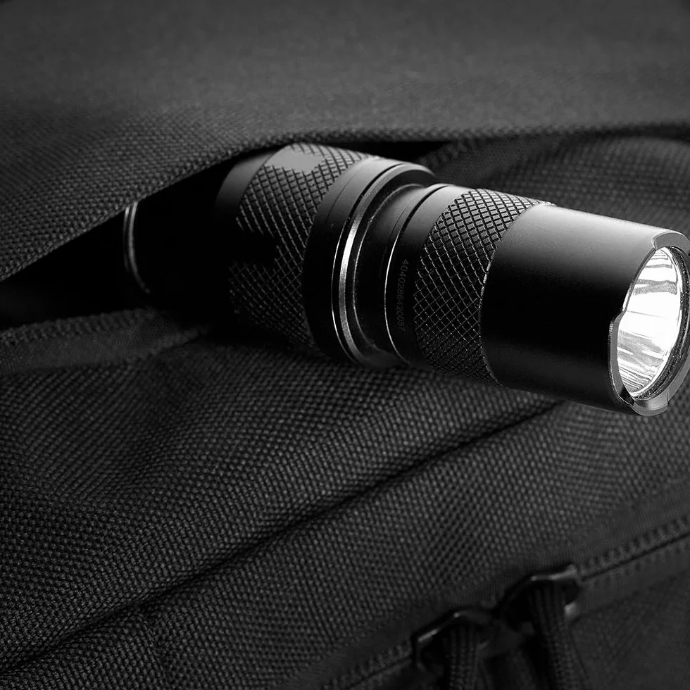 M-Tac EDC kabura na pistolet, torba na ramię z zapięciem na rzepy, czarna – ukryta kieszeń na broń z 5 przegródkami, uniwersalne dopasowanie do pistoletów, czarna