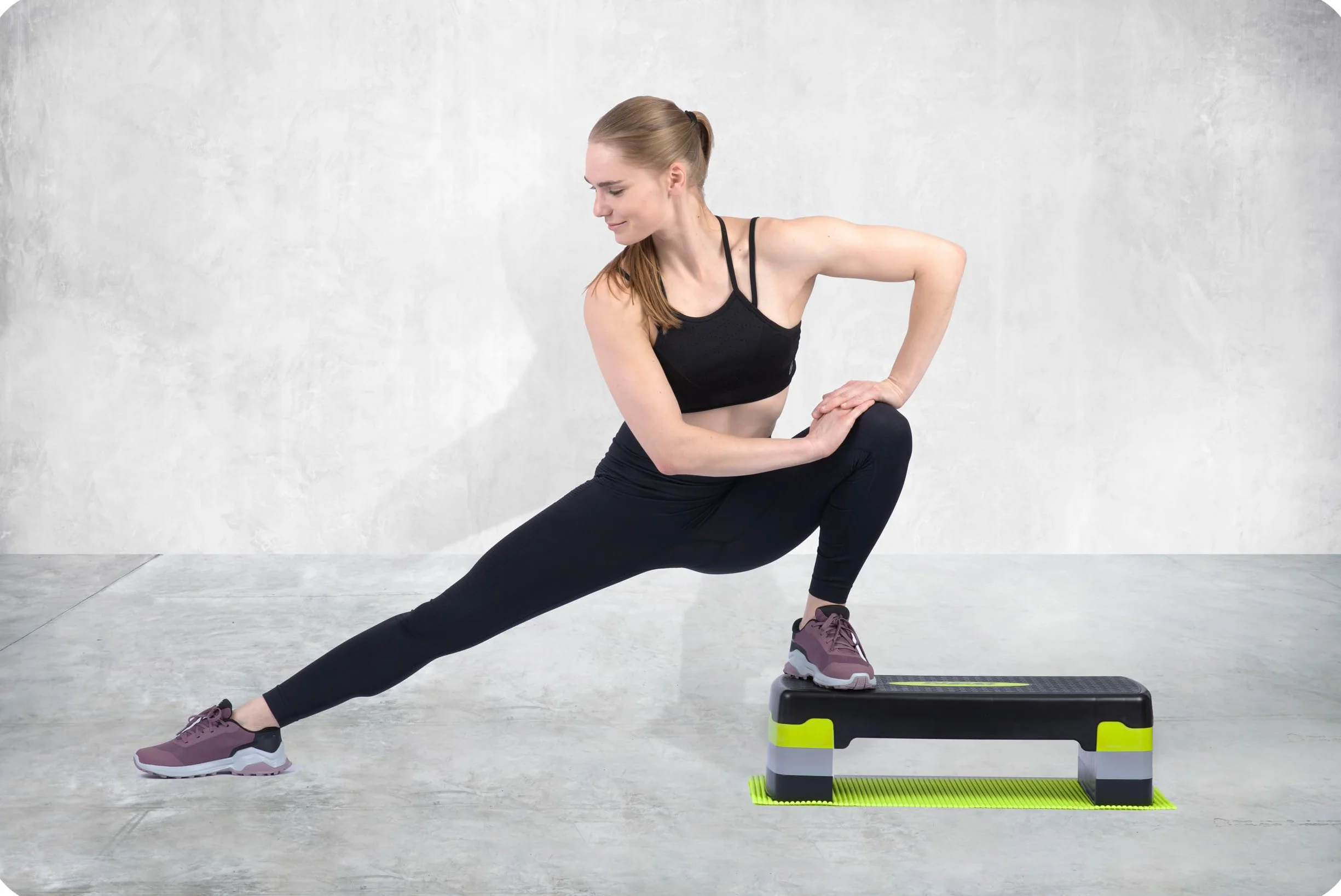 Neo-Sport Step do Ćwiczeń Fitness, Aerobiku - 3-Stopniowy Step do Ćwiczeń z Antypoślizgową Matą - Regulacja Wysokości - Maksymalne Obciążenie 200kg